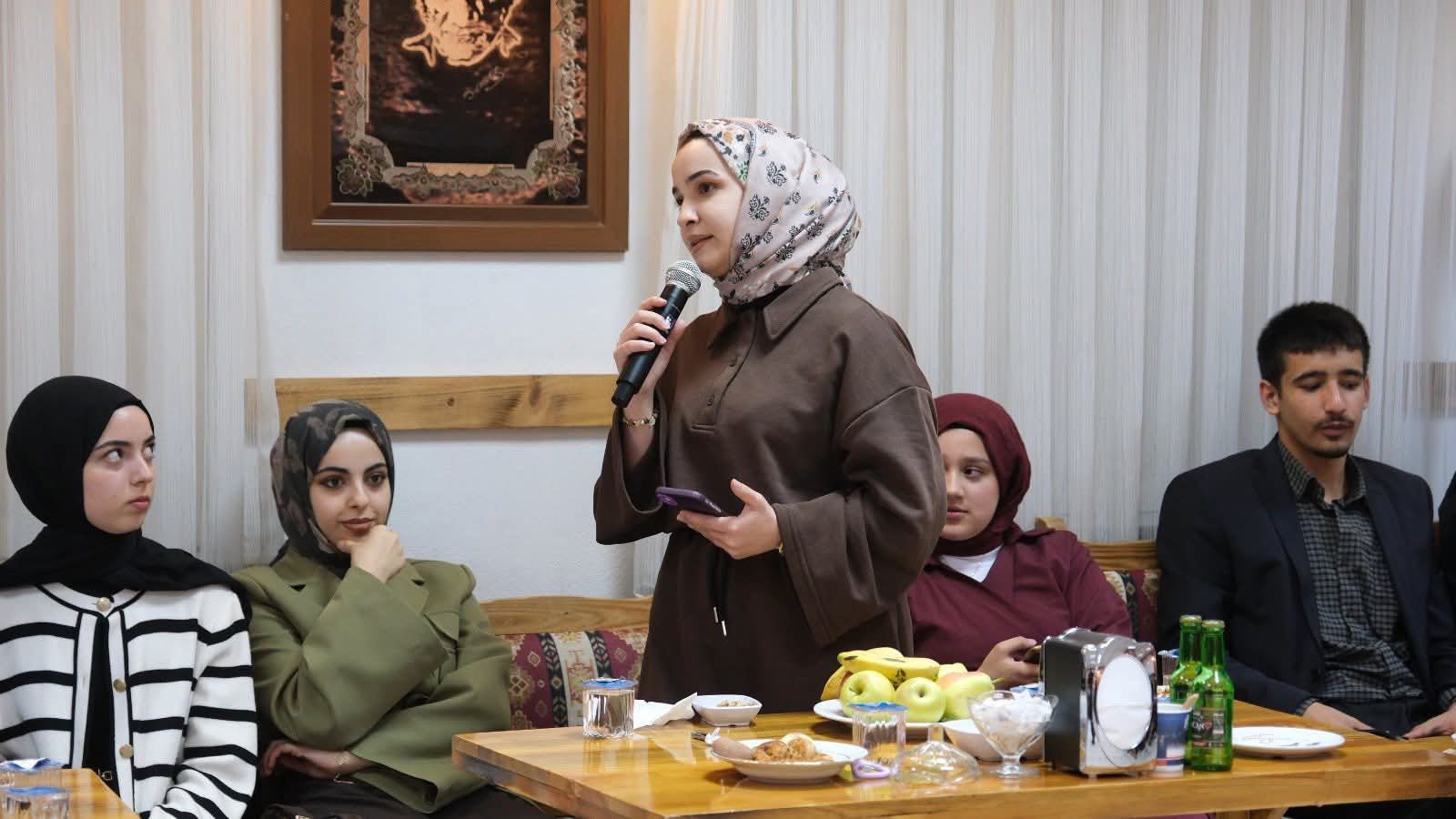 Binali Yıldırım Gençlerle Buluştu (4)