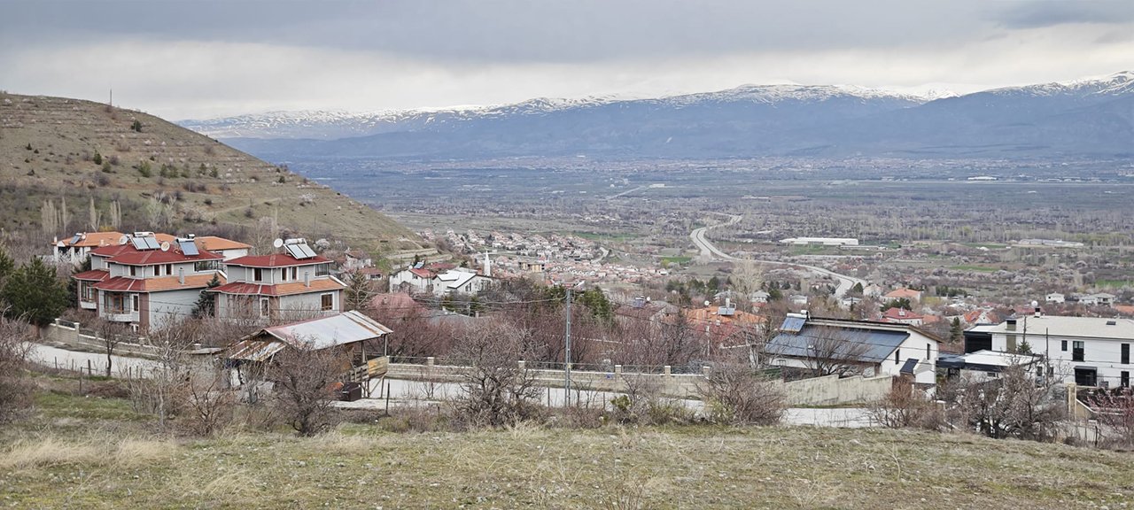 Erzincan'da 70 Yaşında Hâlâ Bekliyor.1