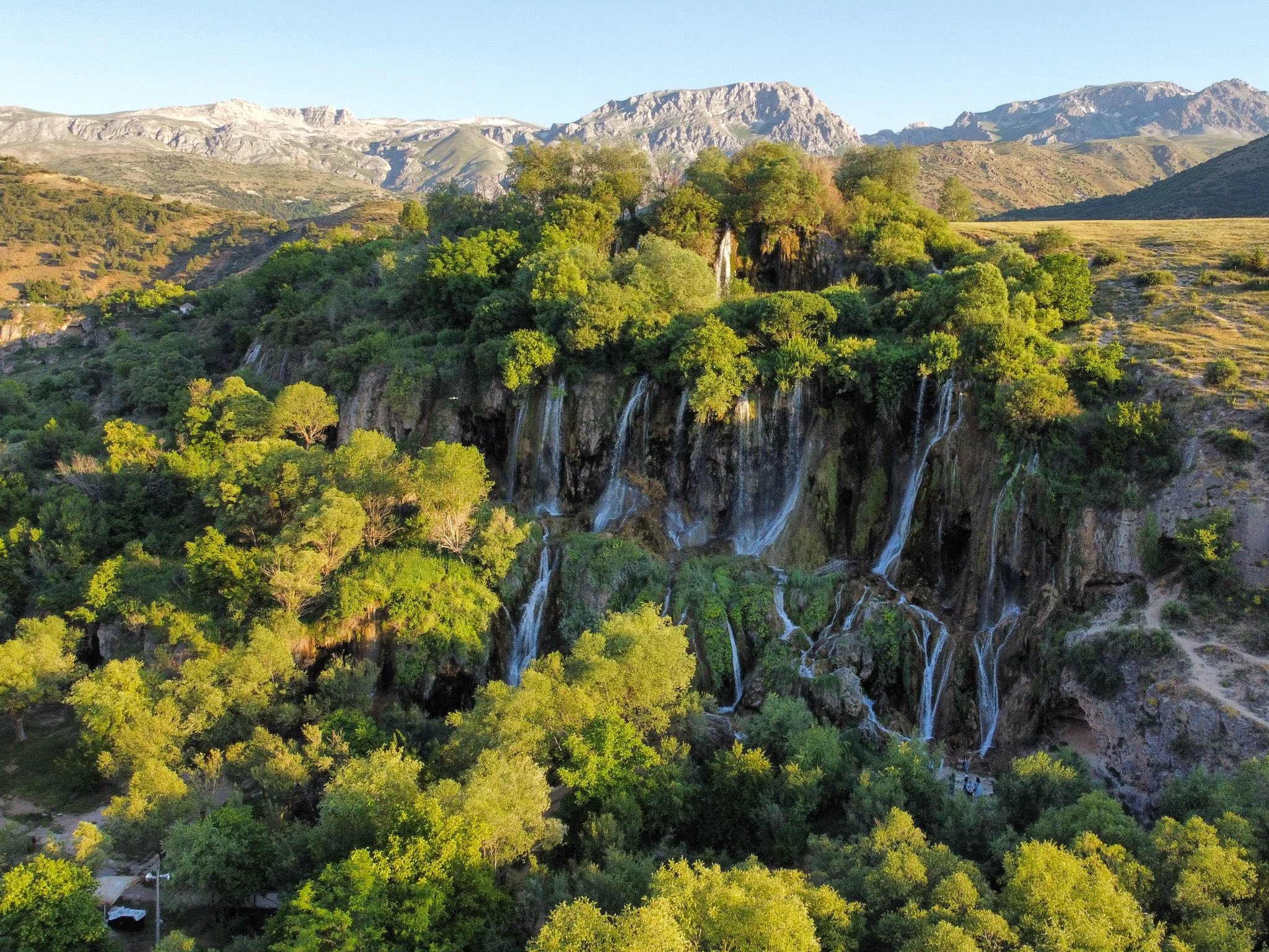 Erzincan’da Bahar Patladı Doğa Adeta Yeniden Doğuyor (7)