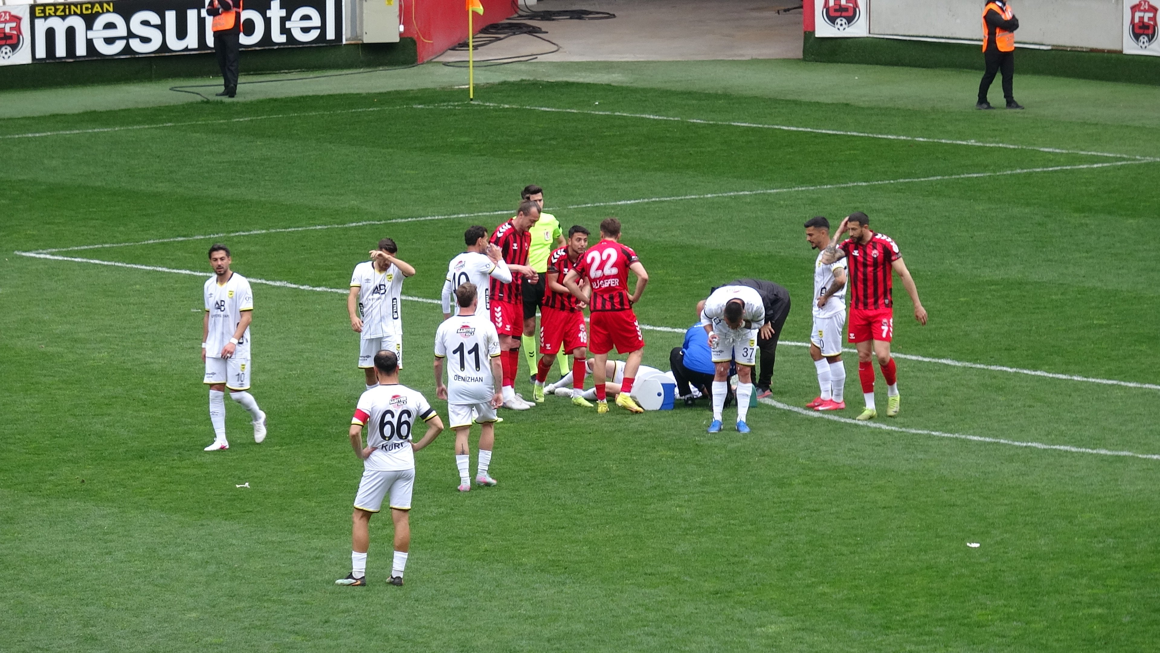 Erzincan’da Fırtına Koptu Devirme Sırası Adana’daydı!1