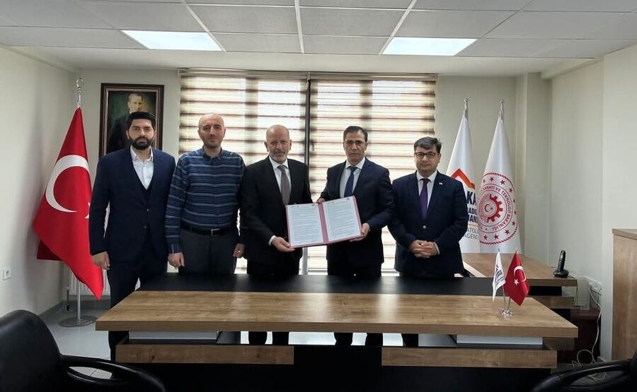Fen Edebiyat Fakültesi Tarih Bölüm Başkanı Prof. Dr. Abdulkadir Gül Kudaka 2
