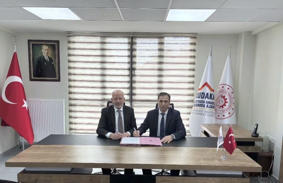 Fen Edebiyat Fakültesi Tarih Bölüm Başkanı Prof. Dr. Abdulkadir Gül Kudaka