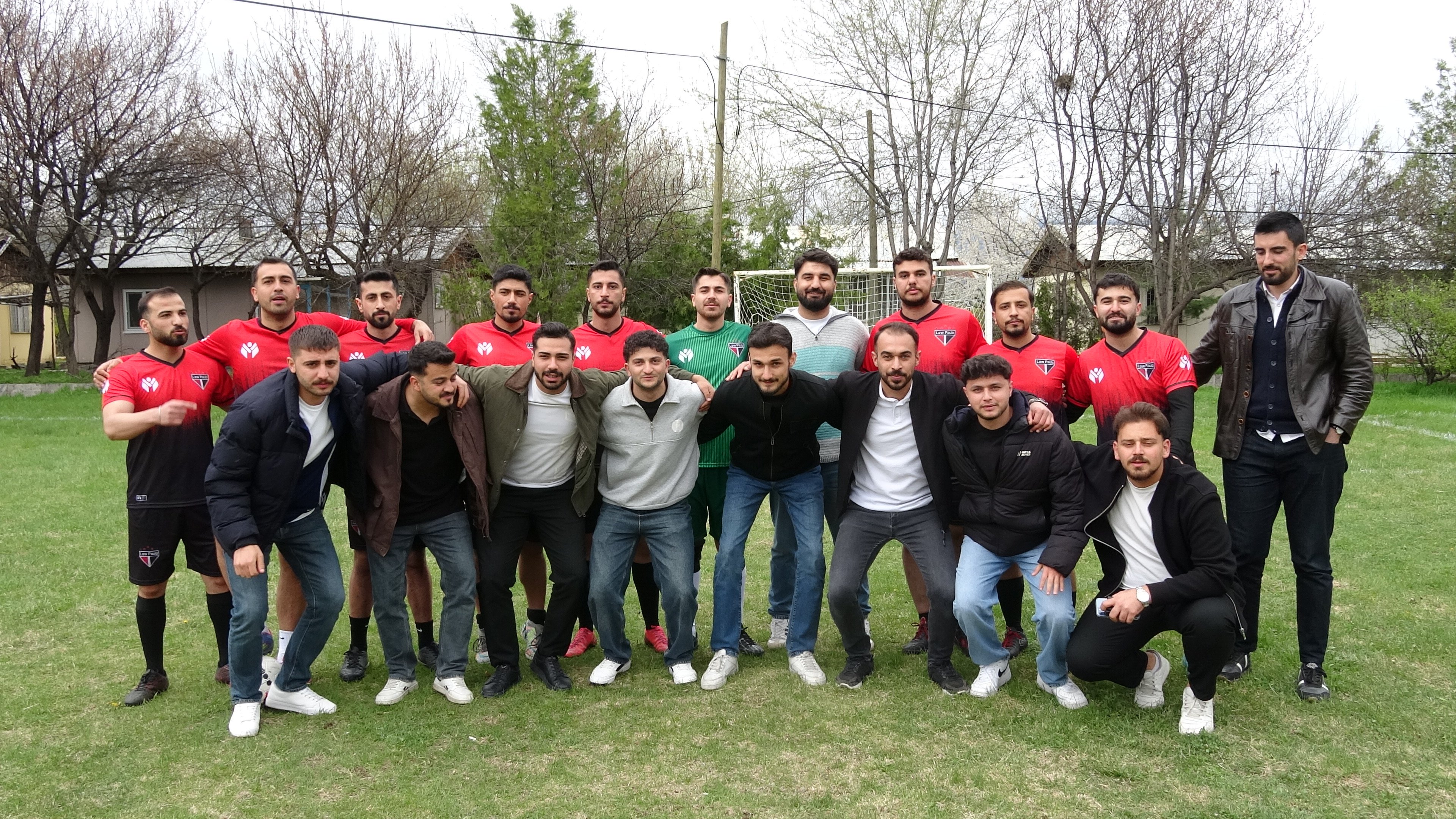 Geleceğin Hukukçuları Yeşil Sahada Erzincan’da Maslahat Kupası Heyecanı7