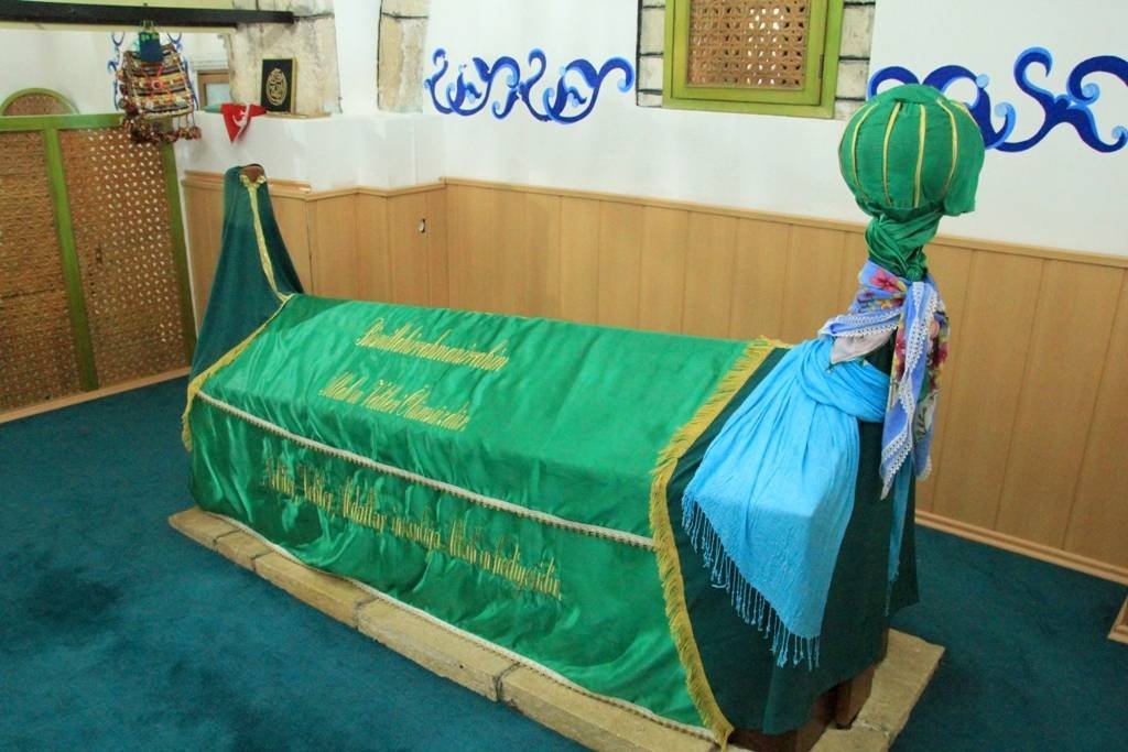 Ocak Köyü Hidir Abdal Türbesi̇ 2