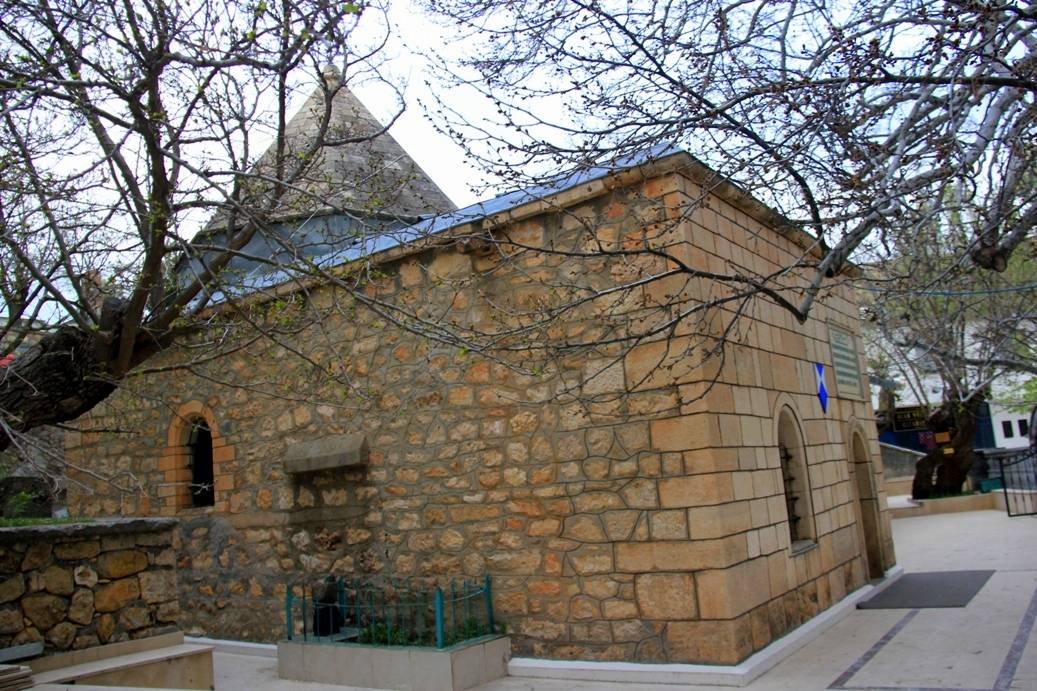 Ocak Köyü Hidir Abdal Türbesi̇