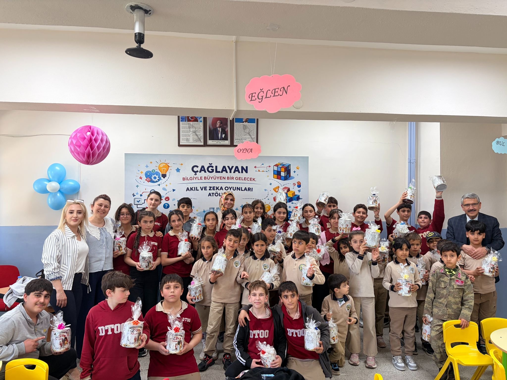 Öğrencilerden Anlamlı 23 Nisan Etkinliği (1)