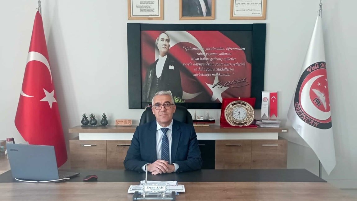 Saldırı Olaylarından Sonra Erzincan’da Okul Müdürünün Muhteşem Konuşması 11