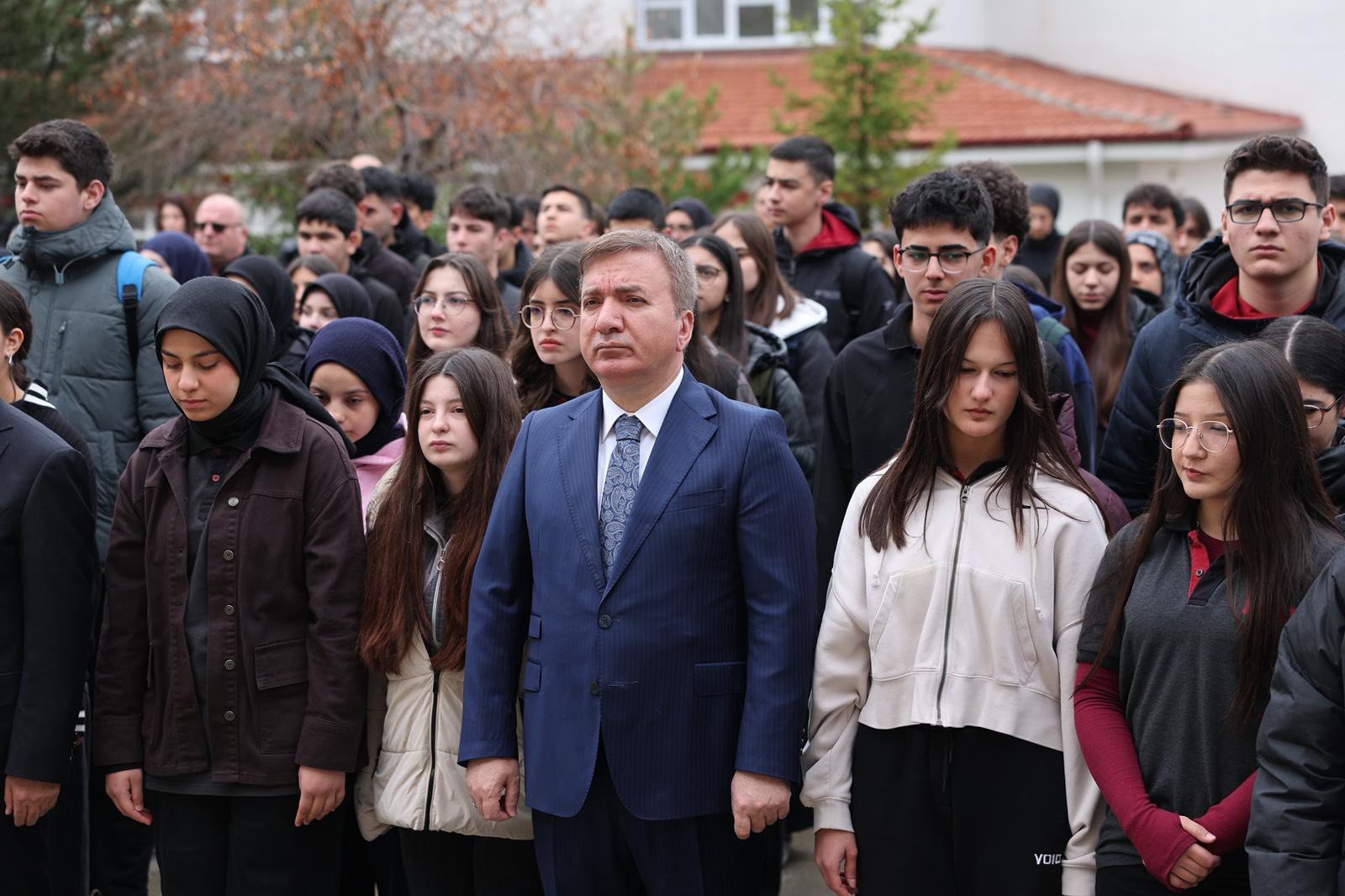 Vali Aydoğdu’dan Okulda Net Mesaj “Sorunların Köküne İnmezsek Aynı Acıları Yaşarız!”3