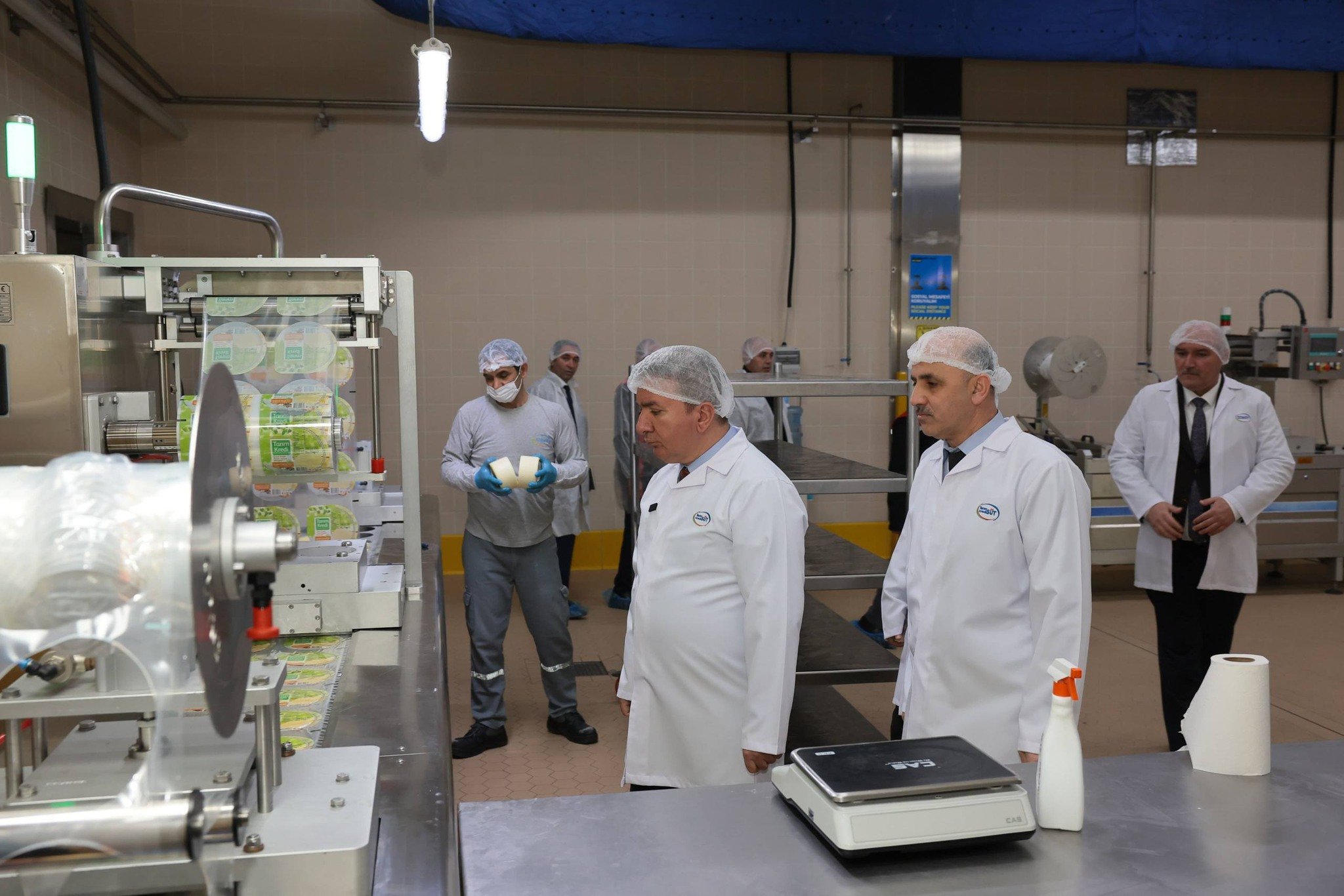 Vali Tarım Kredi Süt Ziyareti (2)