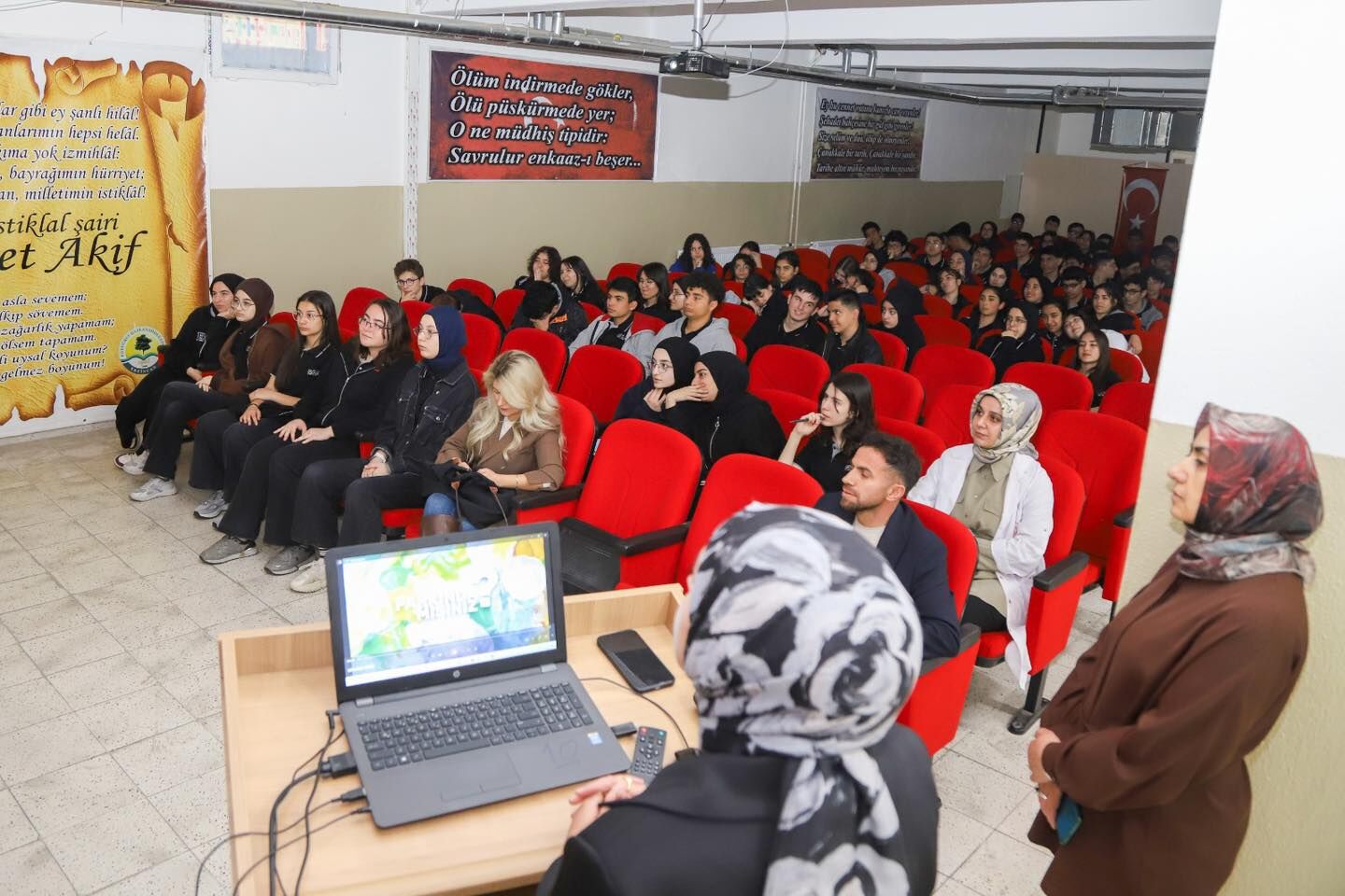 Öğrencilere Sıfır Atık ile ilgili bilgilendirme eğitimi verildi