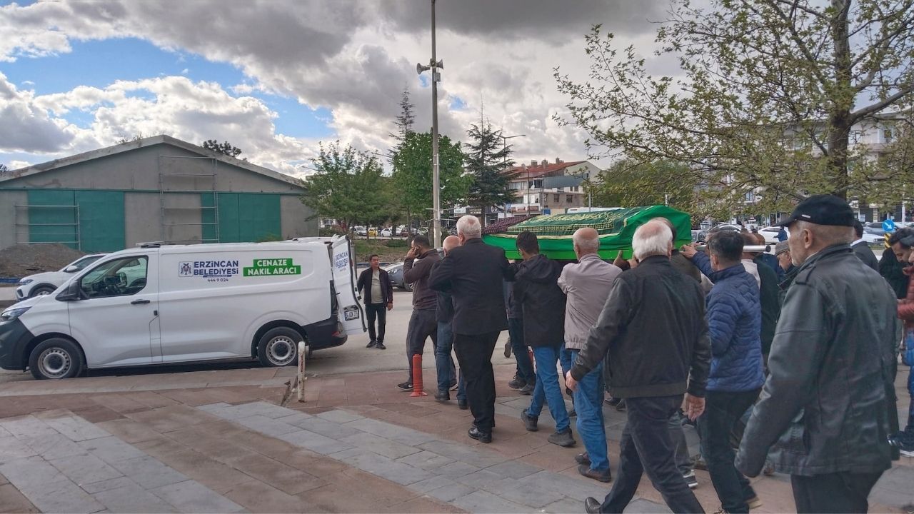 Erzincan’da Bugün: Bir Usta ve Bir Anne Son Yolculuğuna Uğurlandı