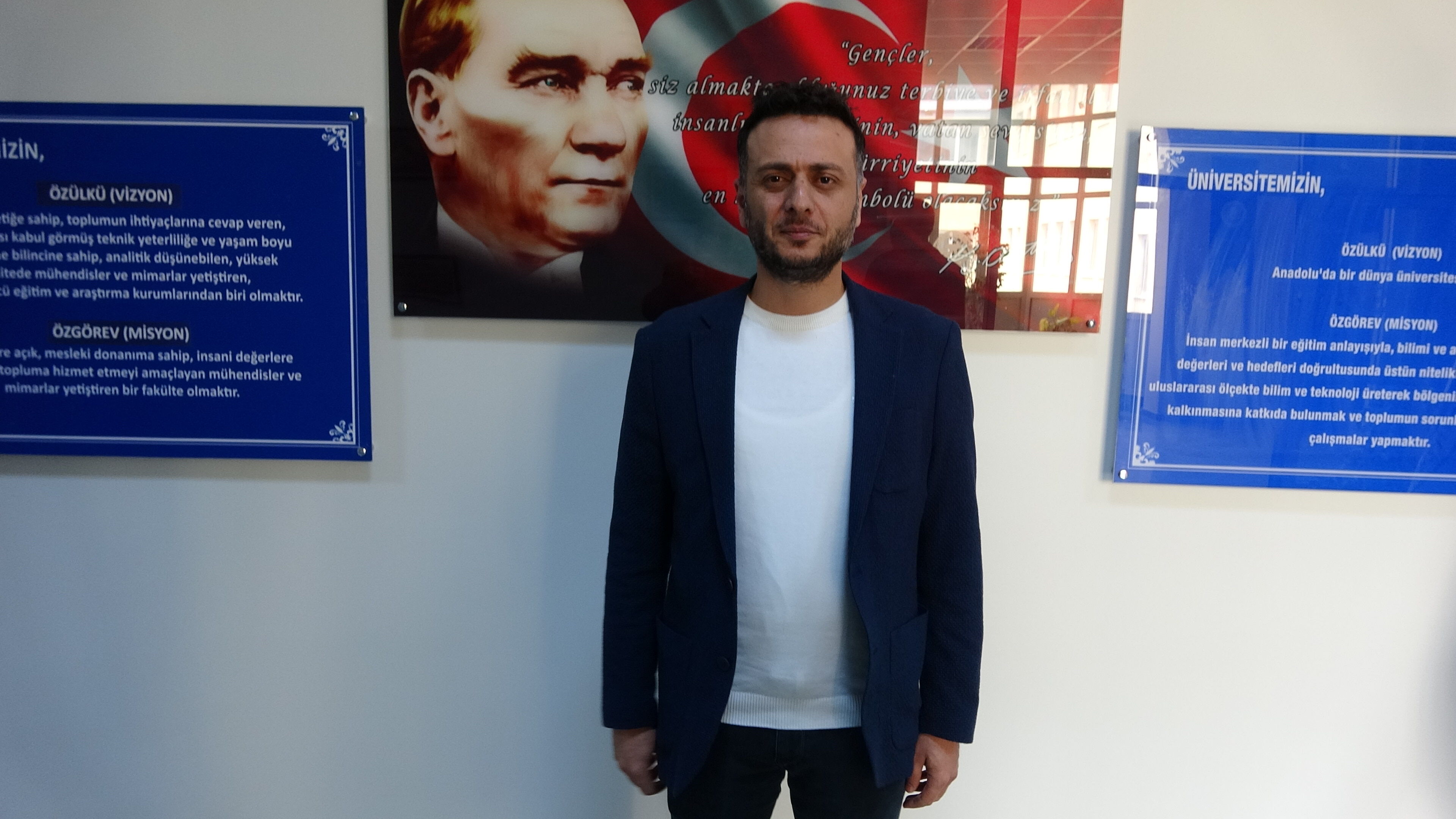 Ergan’da Savunma Farki Prof. Dr. Tinğ Devleri̇ Zi̇rveye Taşidi!1