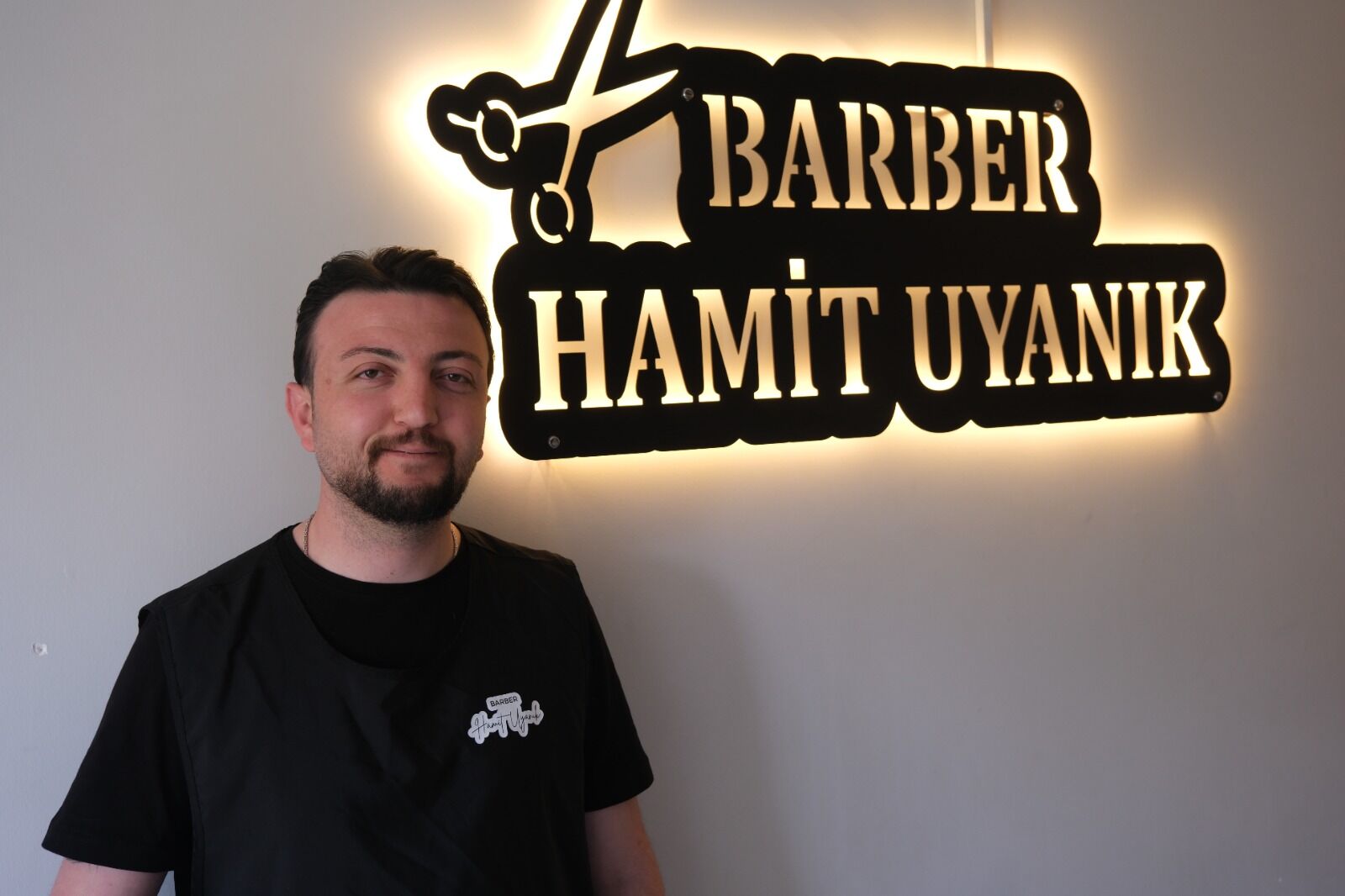 Erzincan’da Bayram Mesaisi Sabaha Kadar! Berberlerden Kritik “Son Gün” Uyarısı (1)