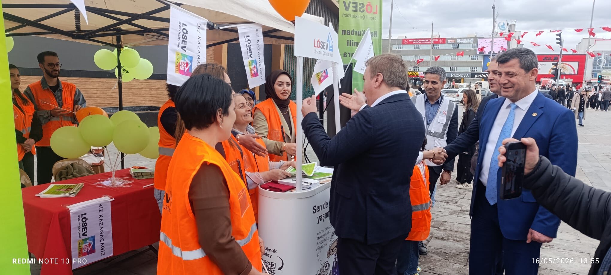 Erzincan’da Kalpler Lösemili Çocuklar İçin Attı Dörtyol Meydanı’nda İyilik Buluşması3
