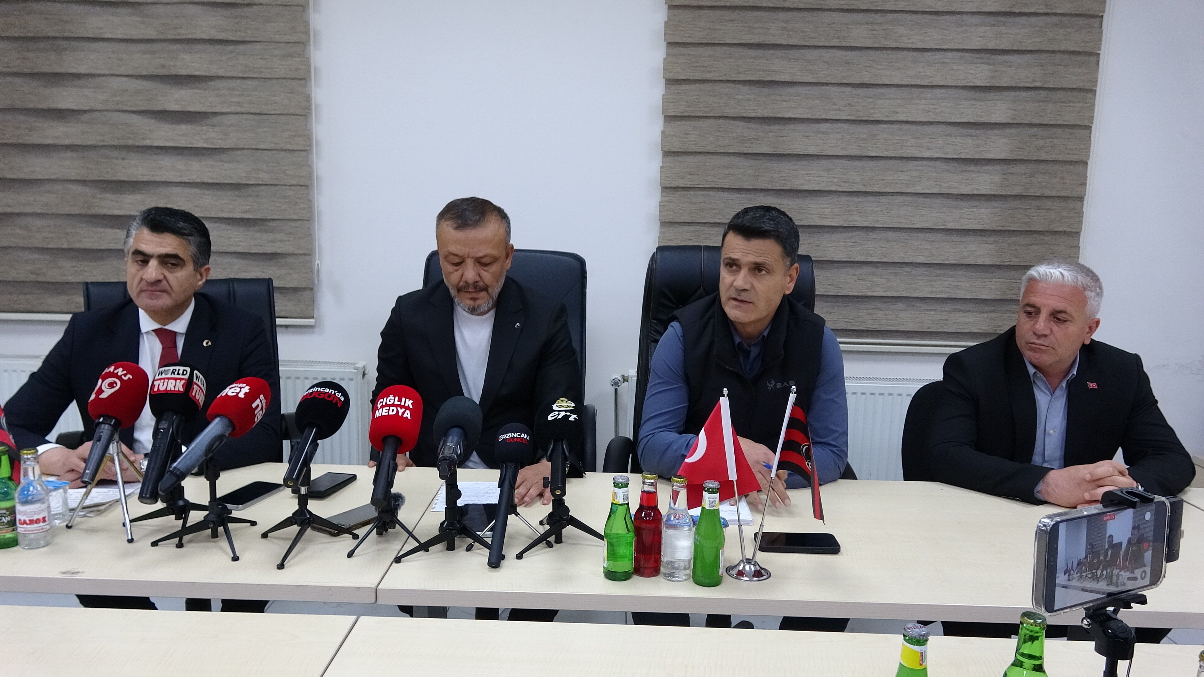 Erzincanspor'da Büyük Değişim Kapıda Gözler Kongrede