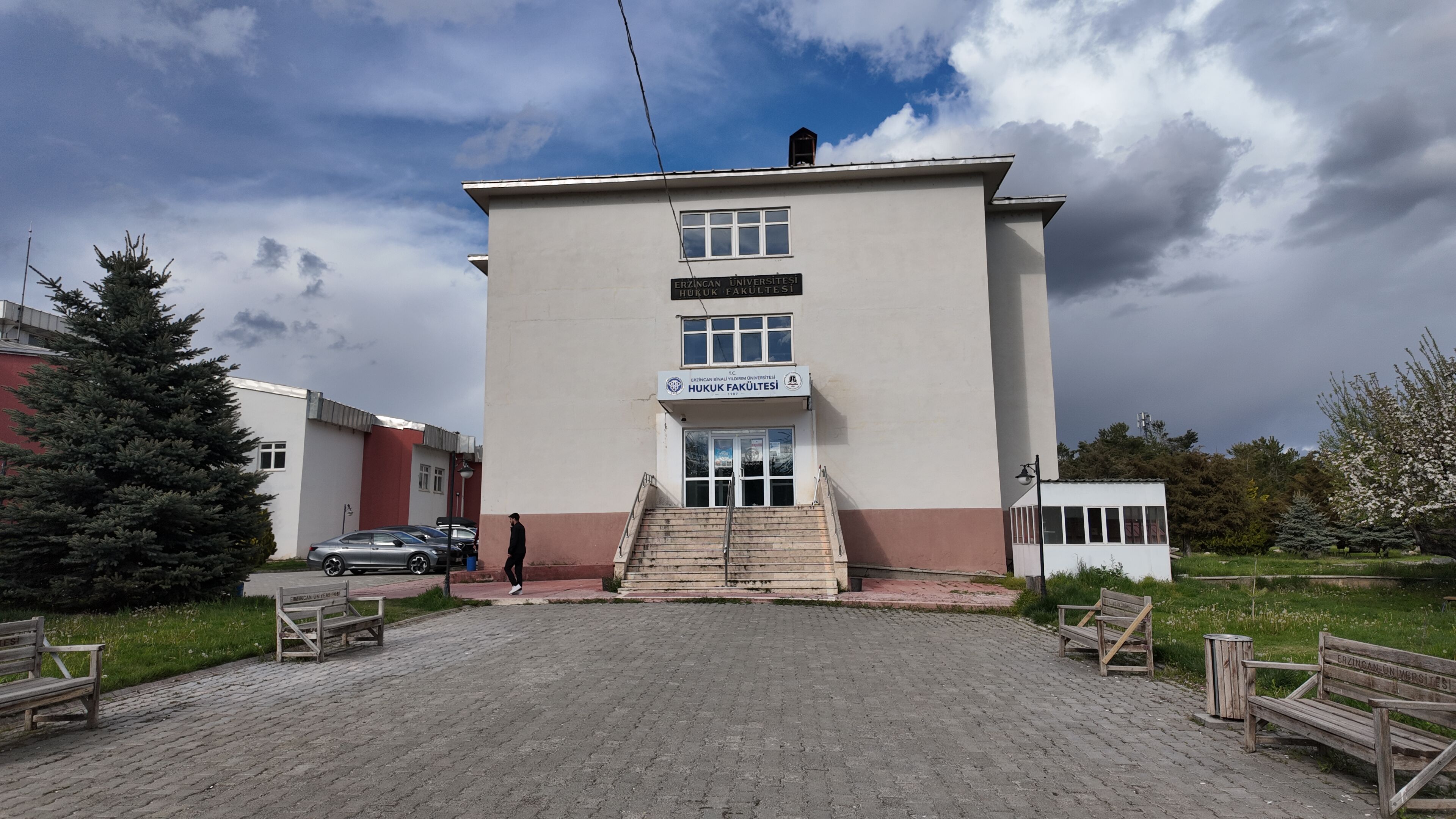 Hukukta ‘Kalite’ Devrimi Fakülteyi Bitirenin Doğrudan Avukat Olduğu Dönem Bitti!1