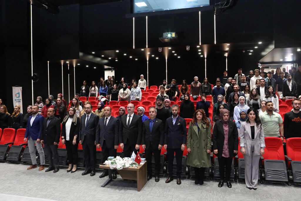 İletişim Fakültesi Öğrencileri 15 Temmuz Ruhunu Yeniden Yaşattı 1