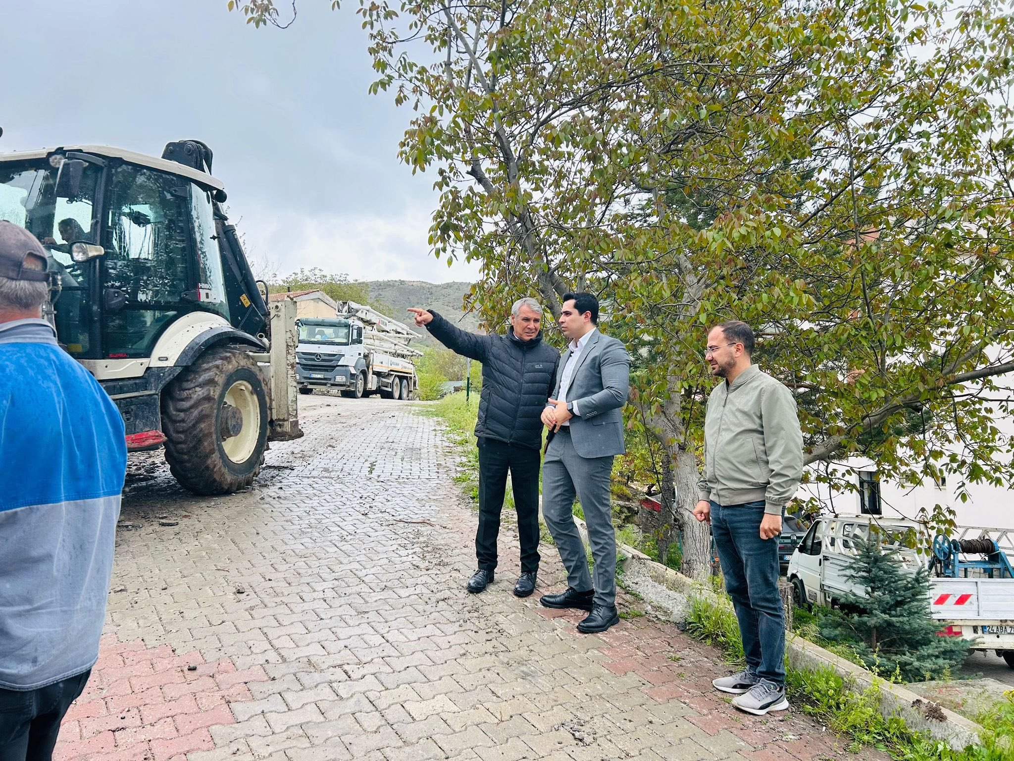 Kaymakam Tutay ve Başkan Bayram İnşaat Alanında İnceleme Yaptı