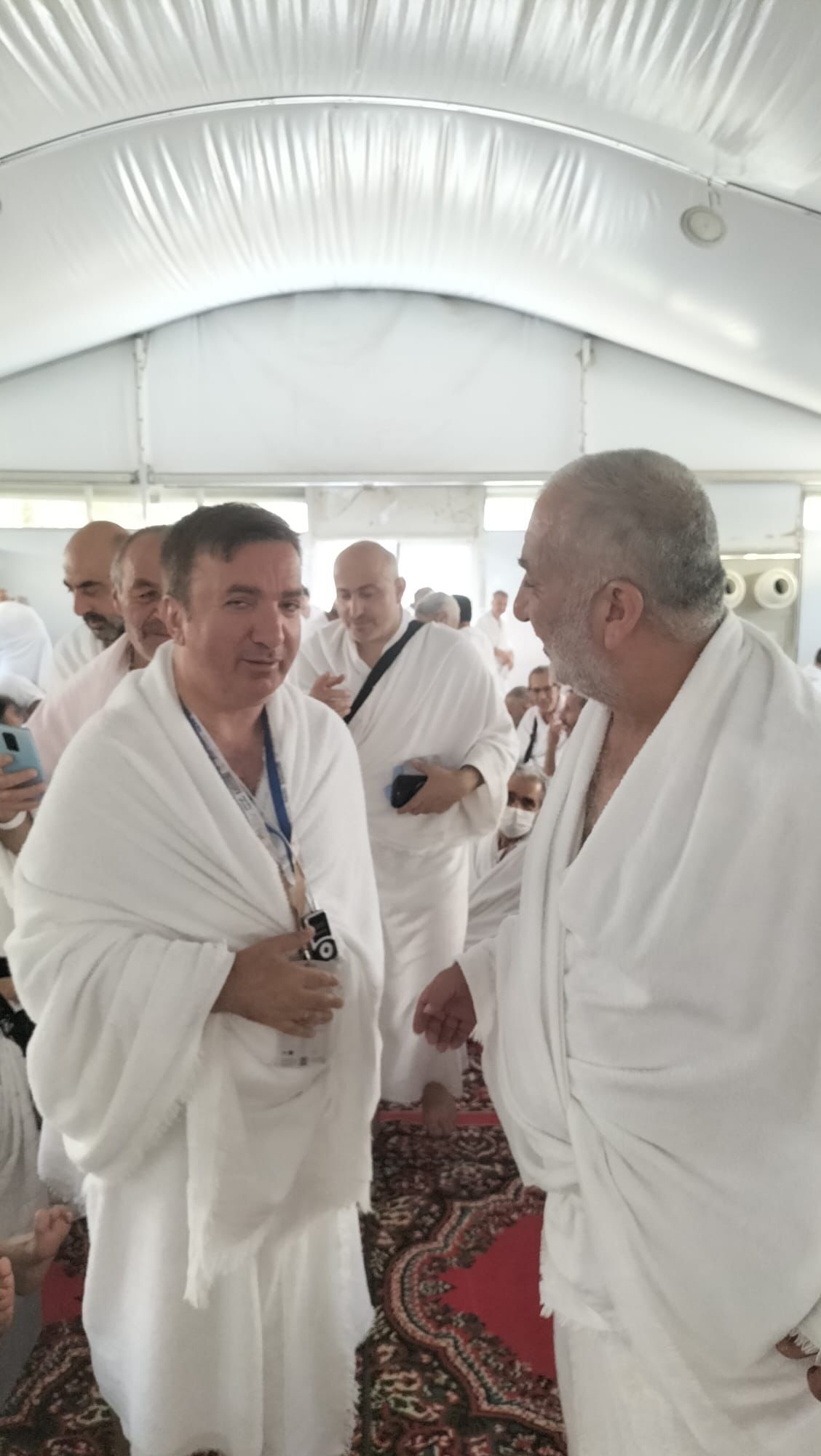 Kutsal Topraklarda Duygusal Buluşma Vali Aydoğdu Arafat’ta Erzincanlı Hacıları Yalnız Bırakmadı3