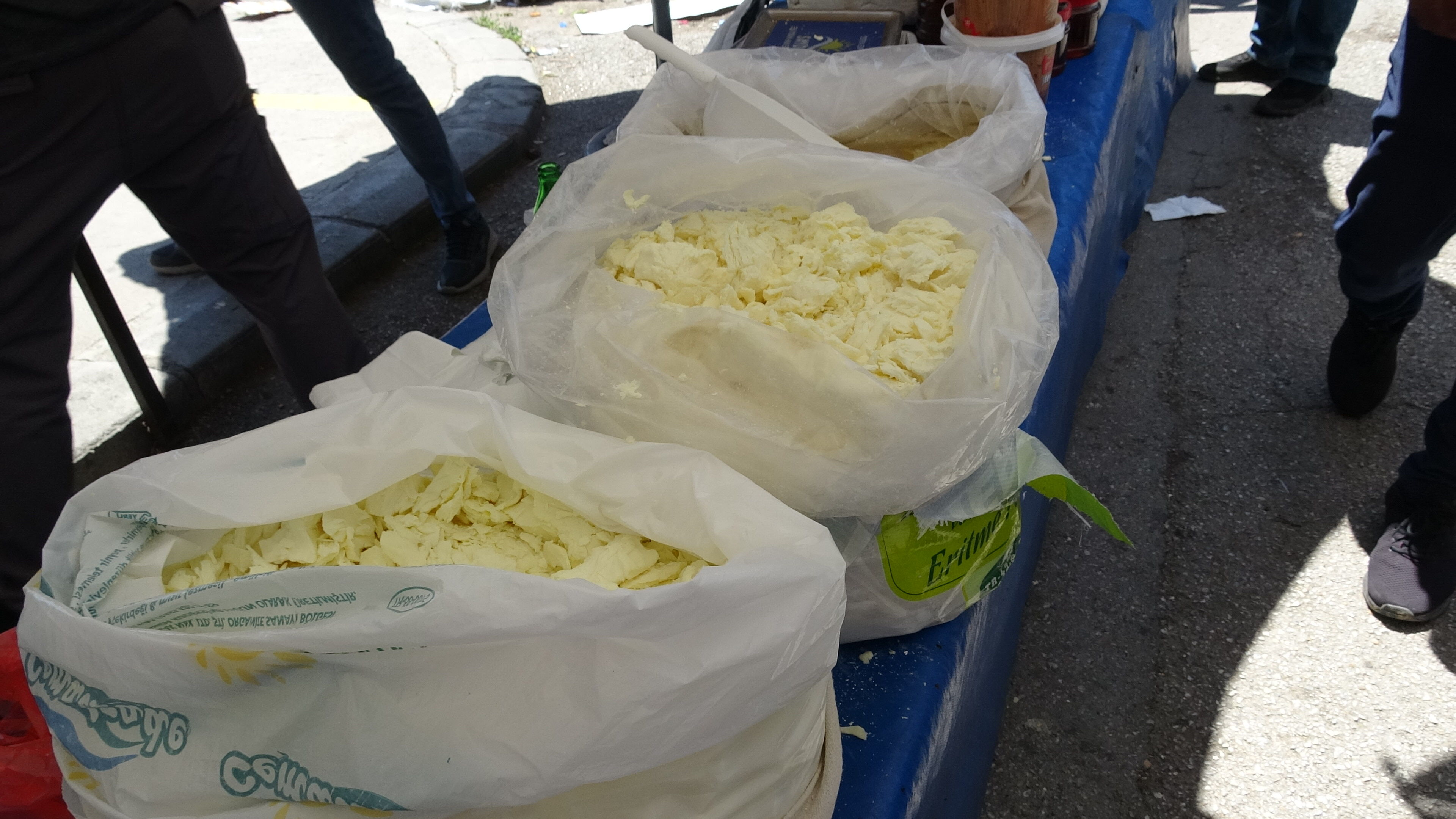 Erzincan Buğday Meydanı'nda Peynir Ve Tereyağı Güncel Fiyatlar1