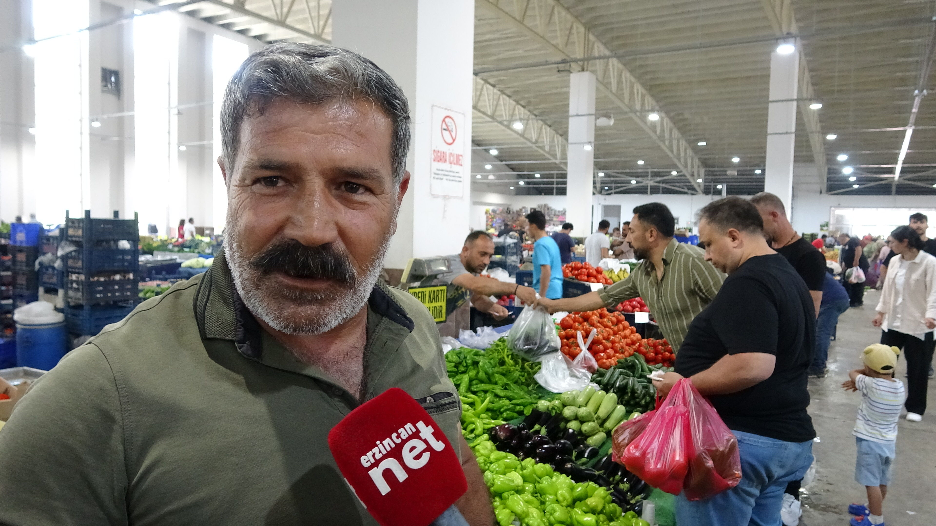 Erzincan Cumartesi Pazarın'da Şaşırtan Tablo1