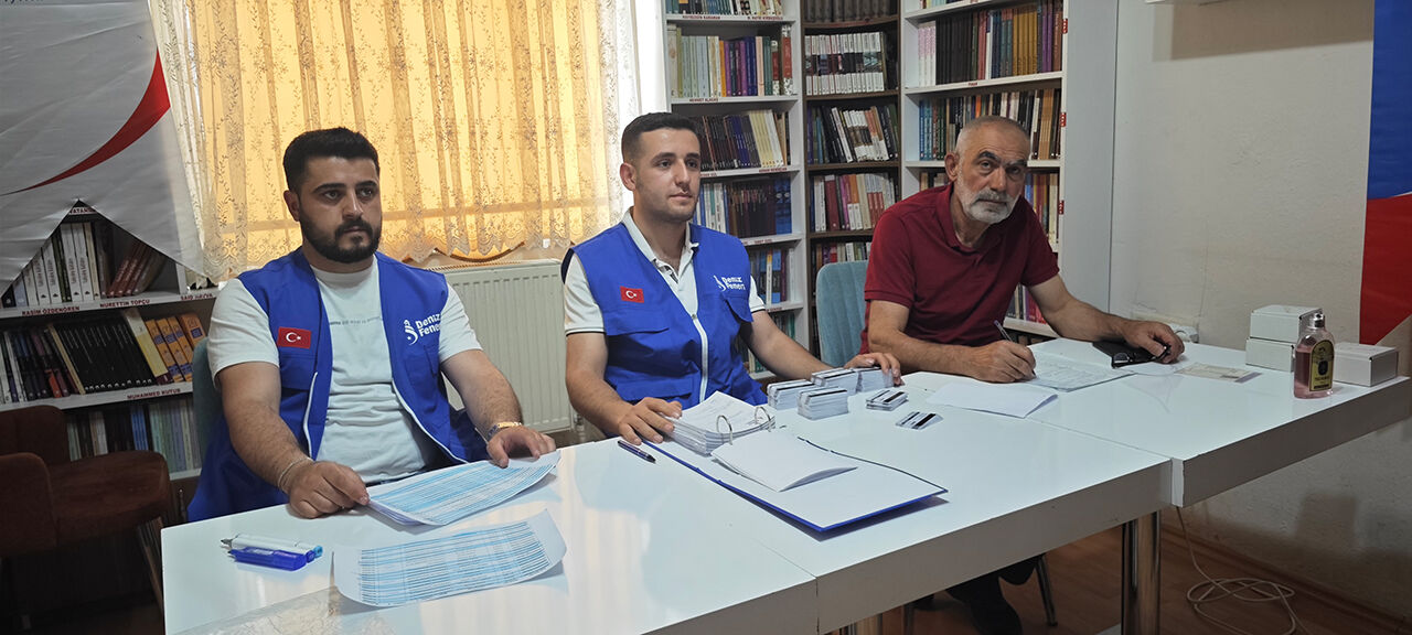 Erzincan’da 300 Aileye Yardım Eli Uzandı.1