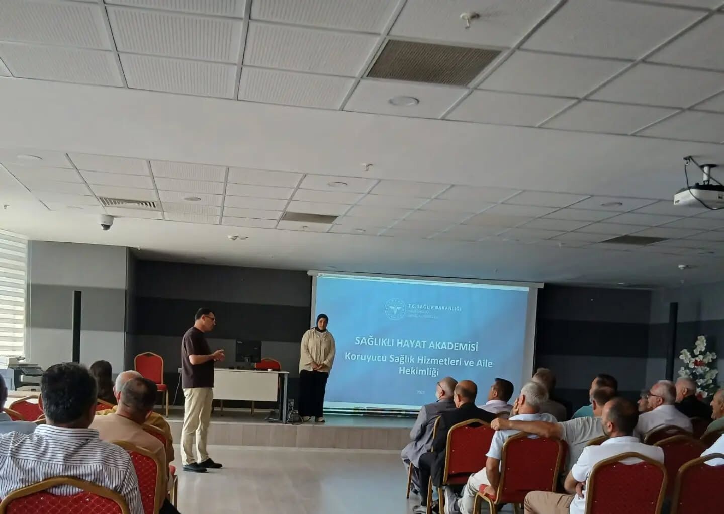 Erzincan'ın Muhtarlarına Sağlıklı Hayat Akademisi” (2)