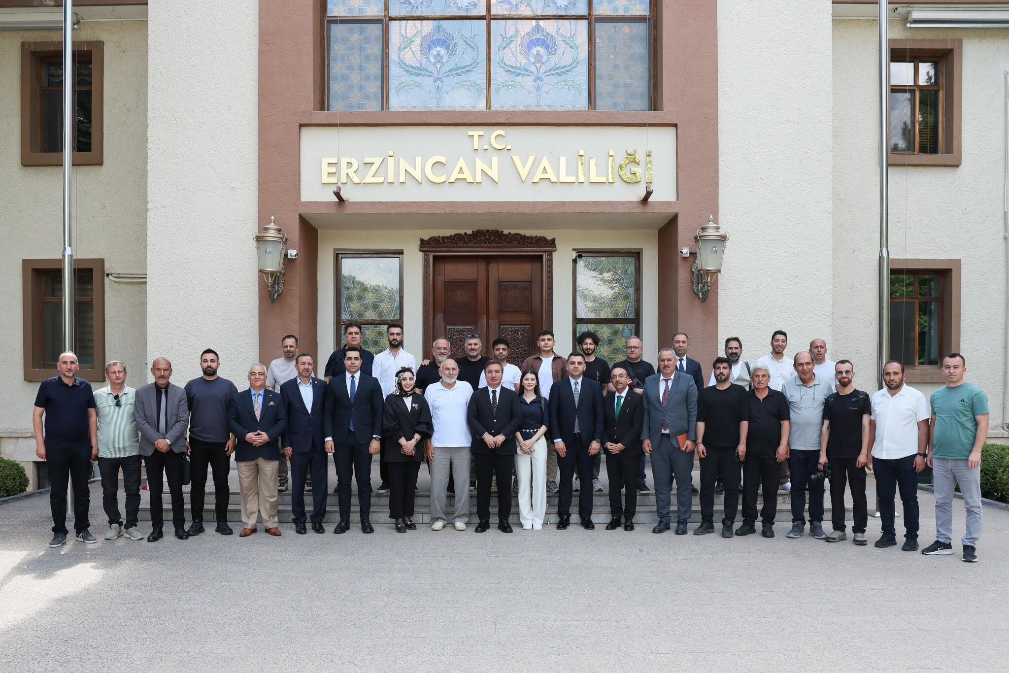 Vali Aydoğdu’dan Basına Net Mesaj Erzincan’ın Geleceğini Birlikte İnşa Edeceğiz