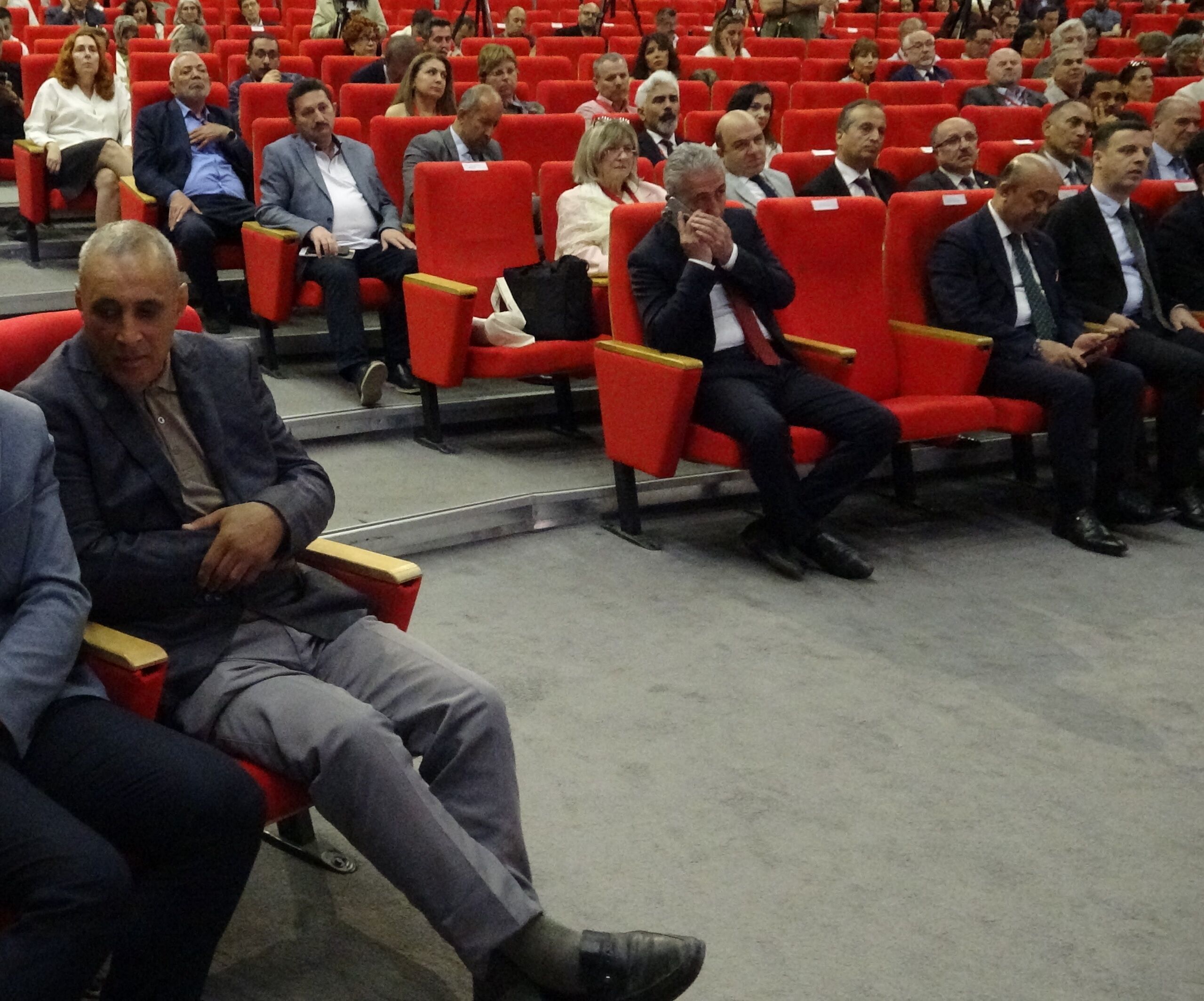 Vali Hamza Aydoğdu, Dünya Bilim Insanlarının Önünde Erzincanlı Tuncay’ı Örnek Gösterdi1