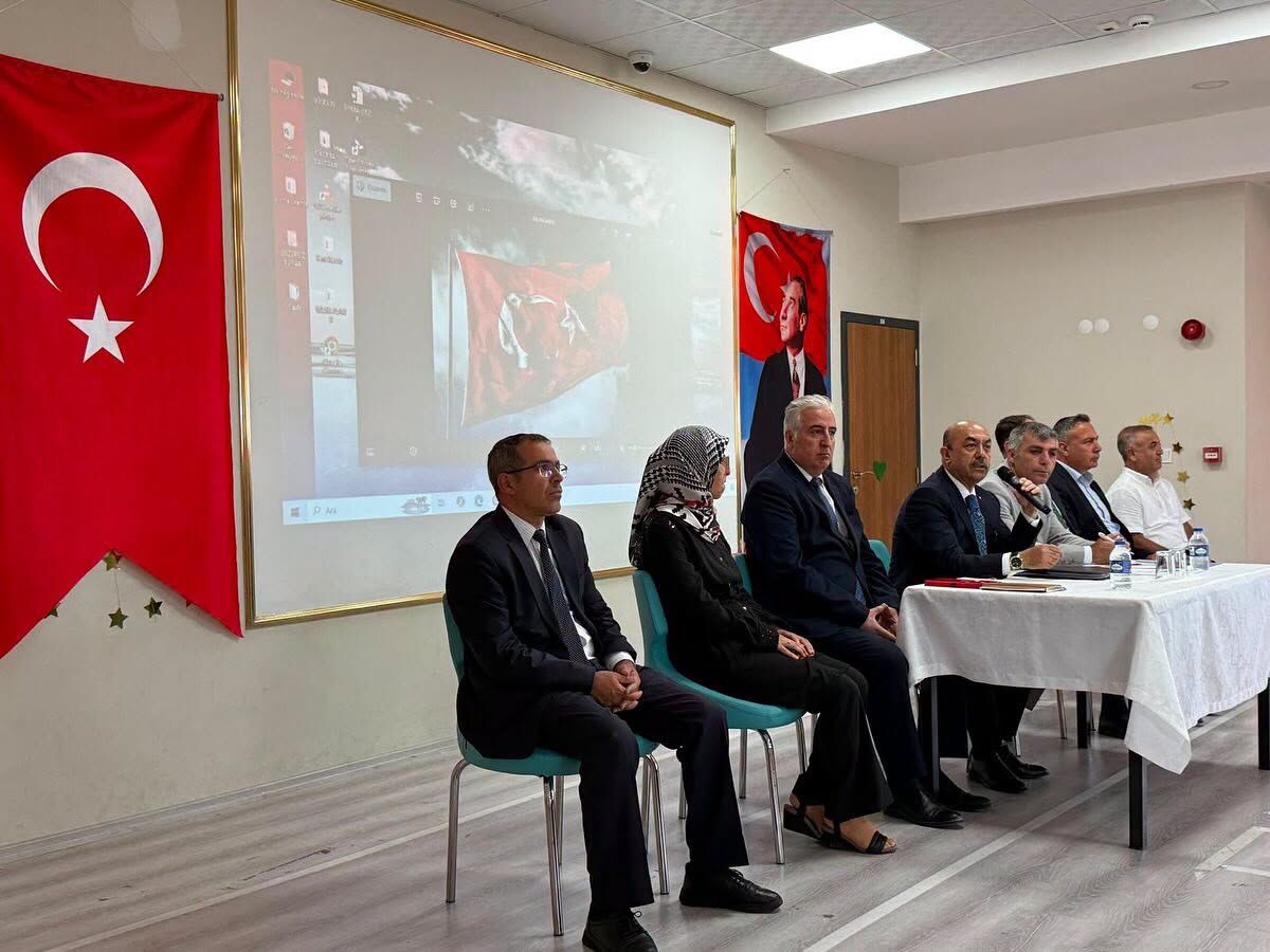 Yeni Eğitim Yılı Öncesi Erzincan'da Kritik Toplantı (1)