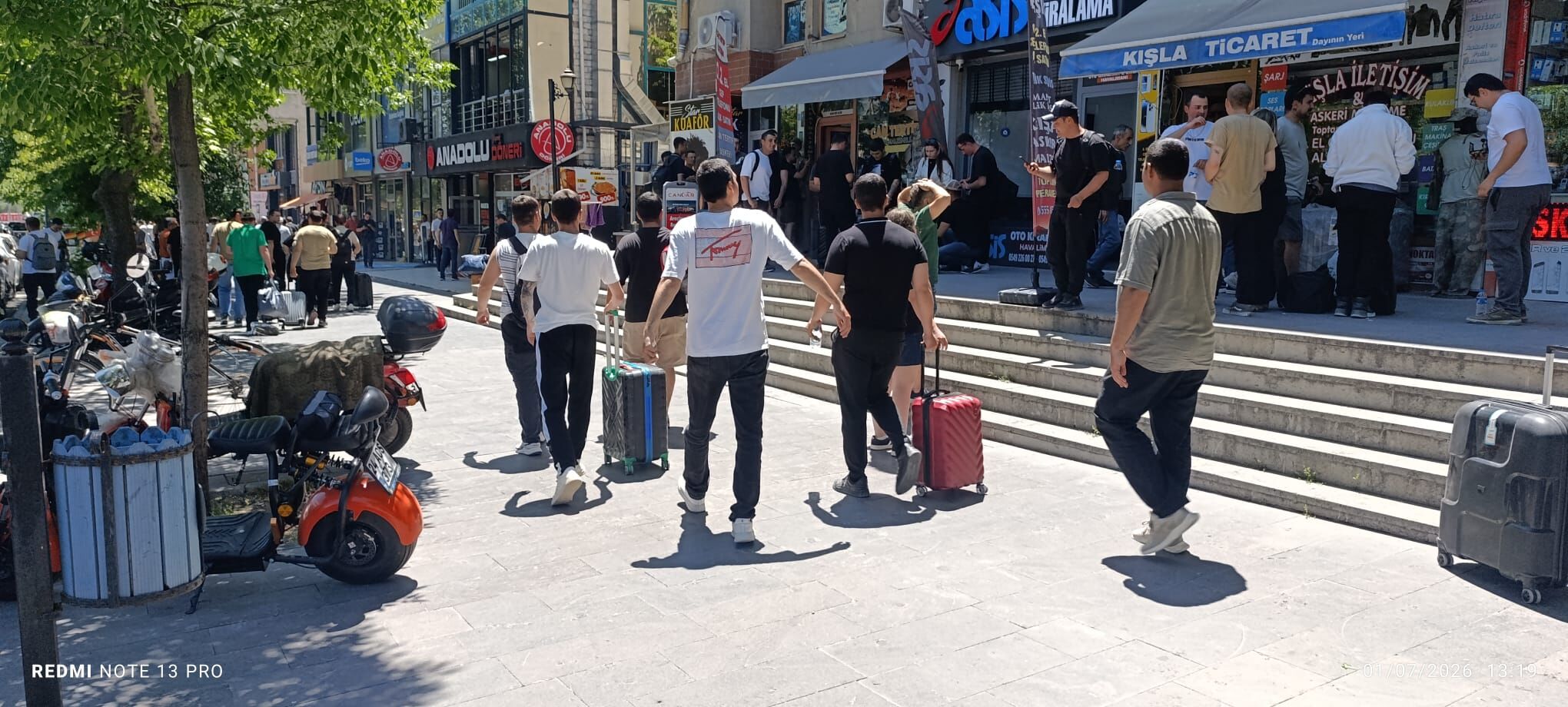 Bedelli Askerler Erzincan'ı Hareketlendirdi! Caddeler Ve İş Yerleri Dolup Taştı2