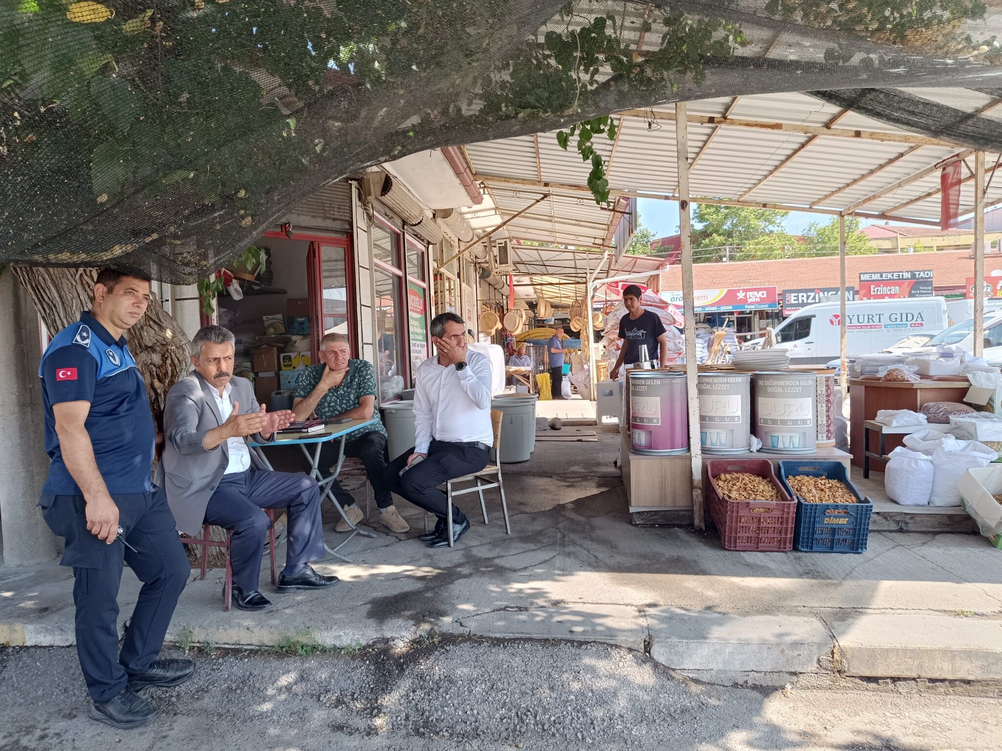 Buğday Meydanı Esnafı Taleplerini Yetkililere İletti5