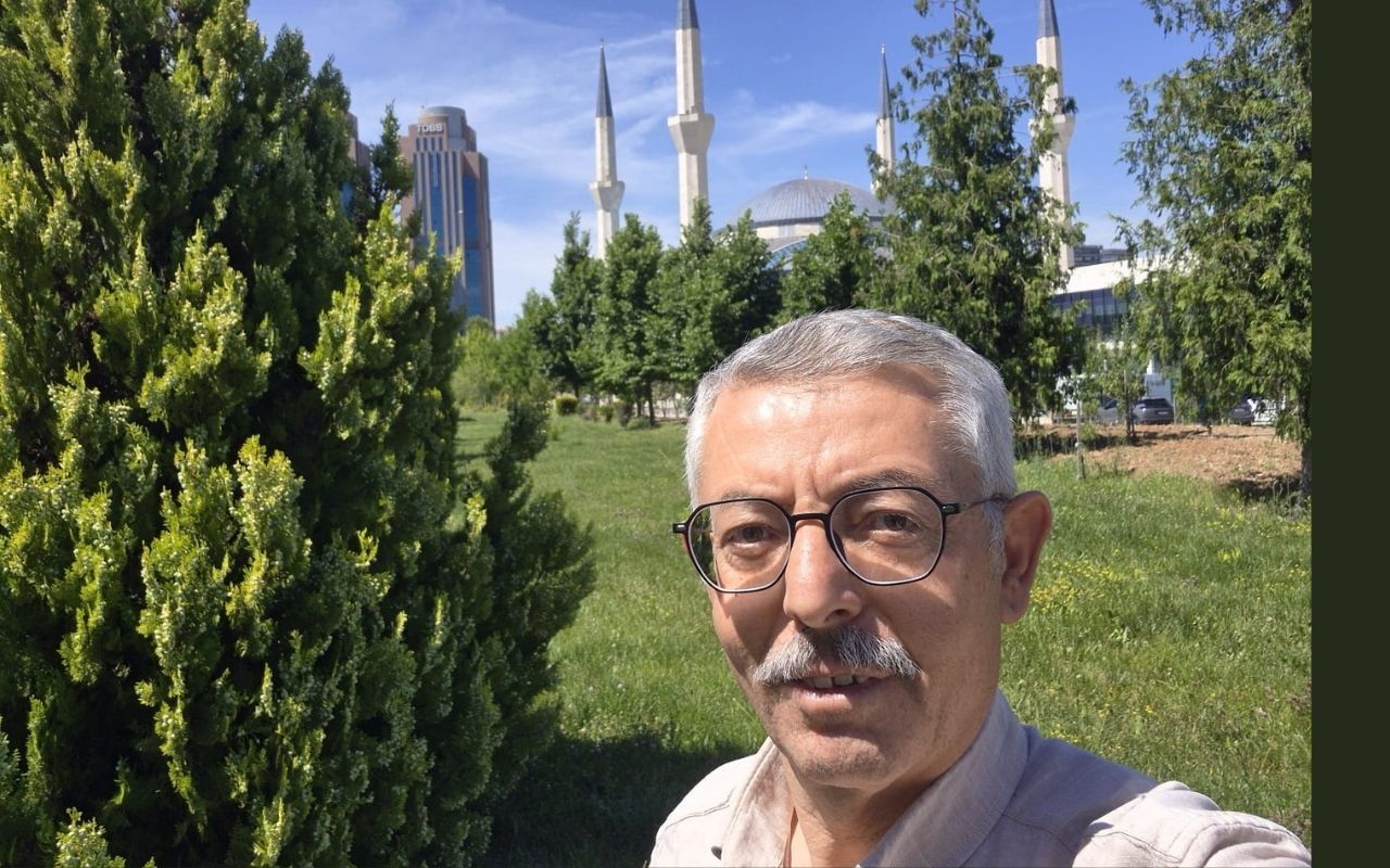 İlahiyatçı - Yazar Dr. İhsan Ünlü