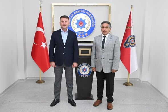 Erzincan Emniyeti'nde Anlamlı Veda1