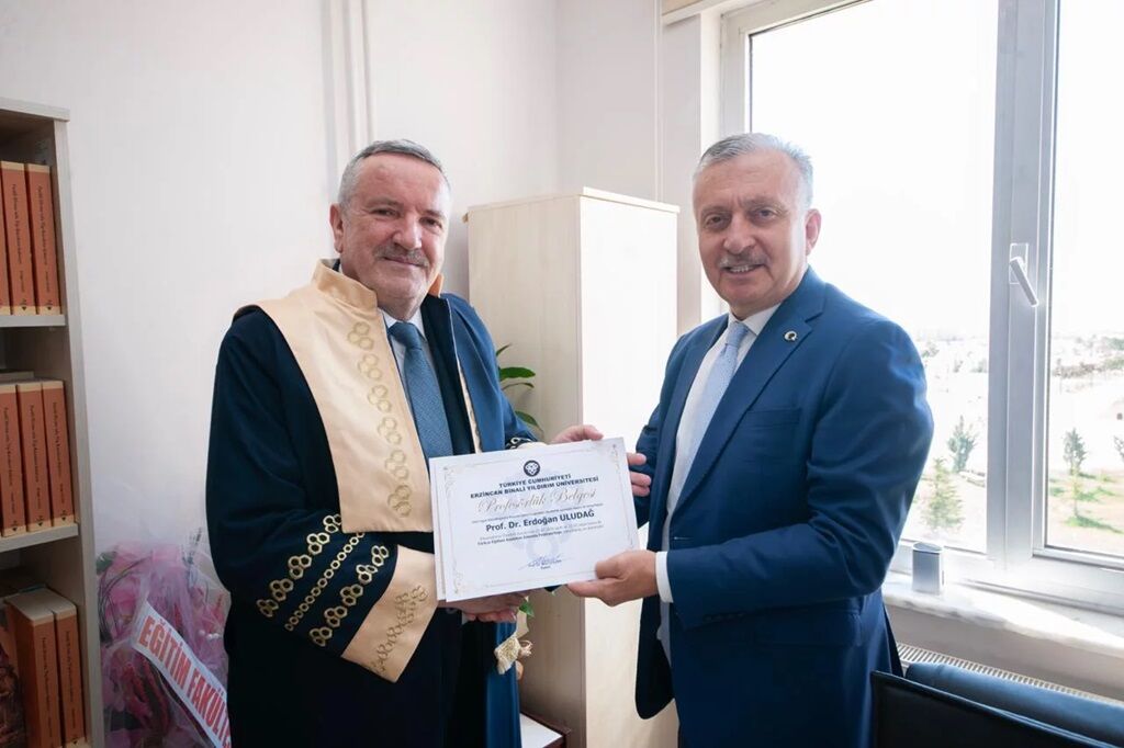 Erzincana 3 Profesörlük Bir Doçentlik3