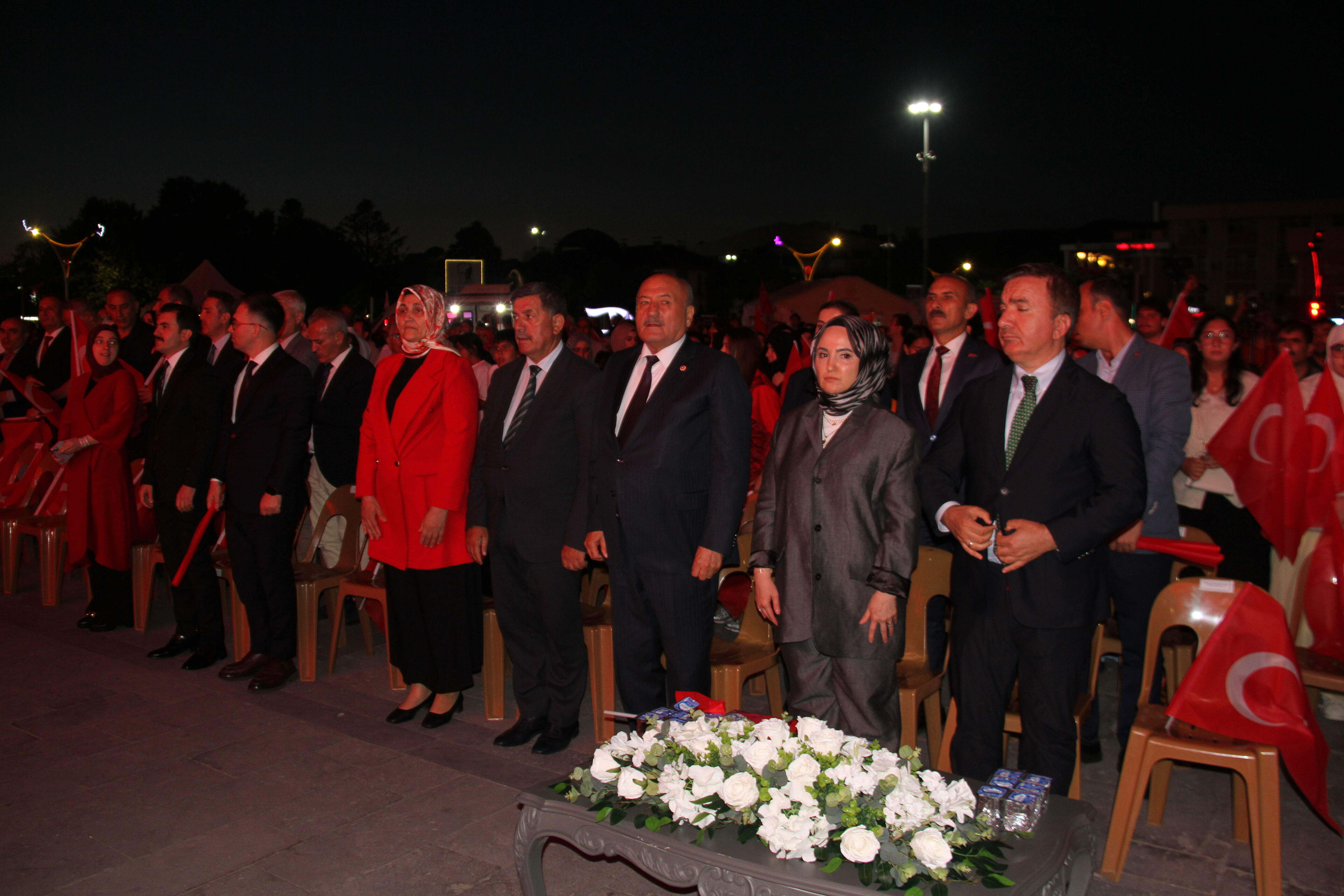 Erzincan'da 15 Temmuz Ruhu Yeniden Canlandı Meydanlar Tek Yürek Oldu5