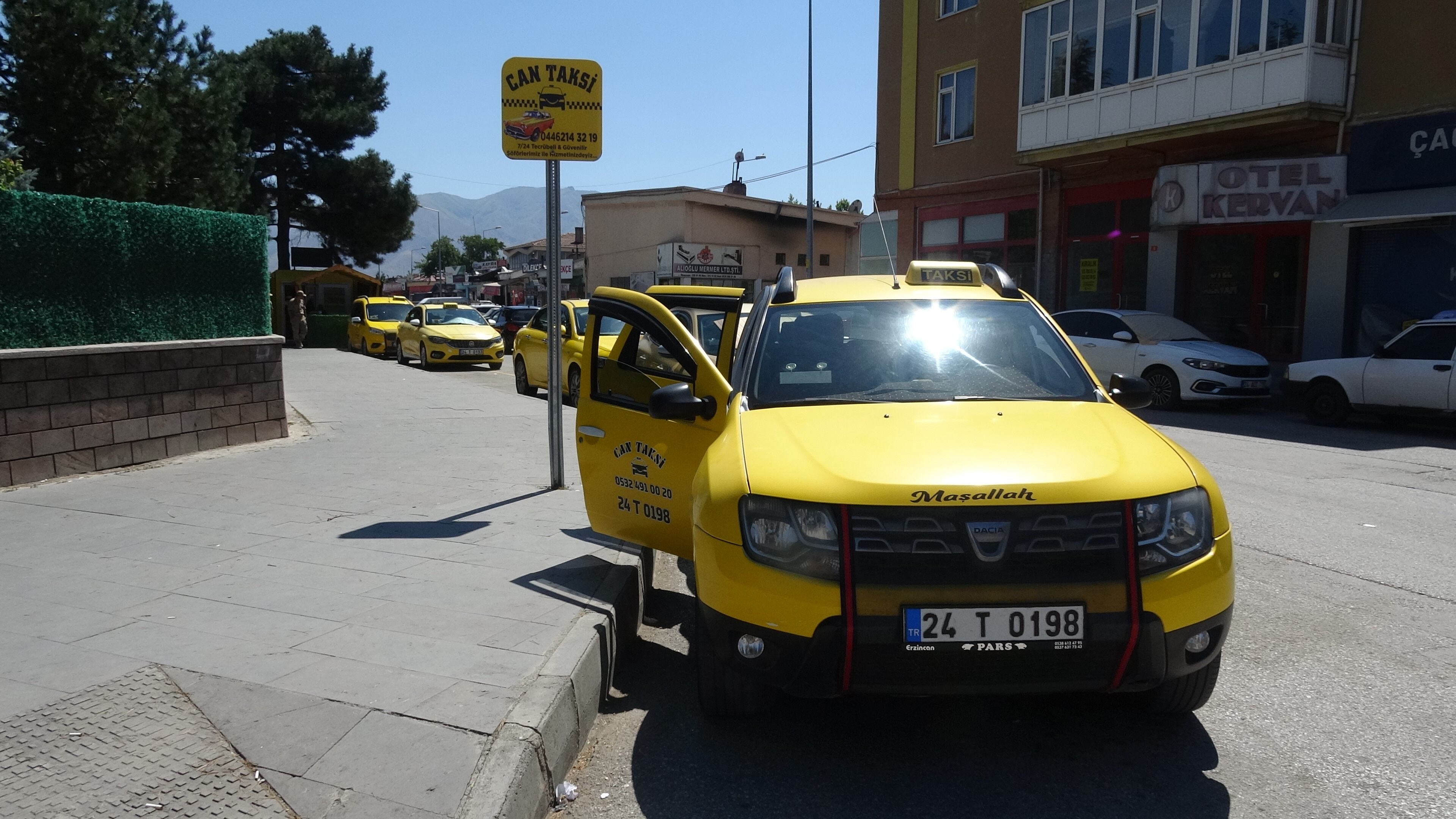 Erzincan'da Taksicilerden Yetkililere Çağrı Korsan Taşımacılık Ve Artan Maliyetler Esnafı Zorluyor 2
