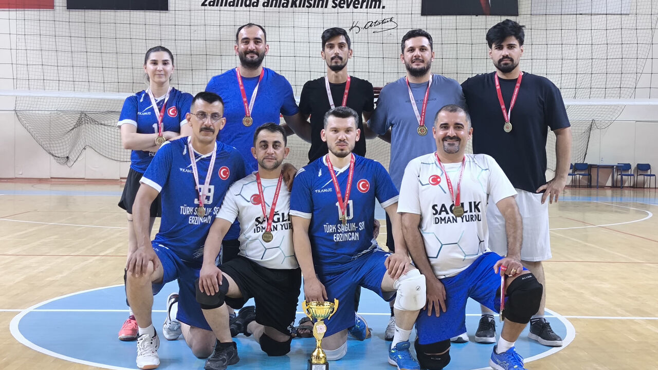 Erzincan’da Voleybol Turnuvasında Şampiyon Kurum Belirlendi.1