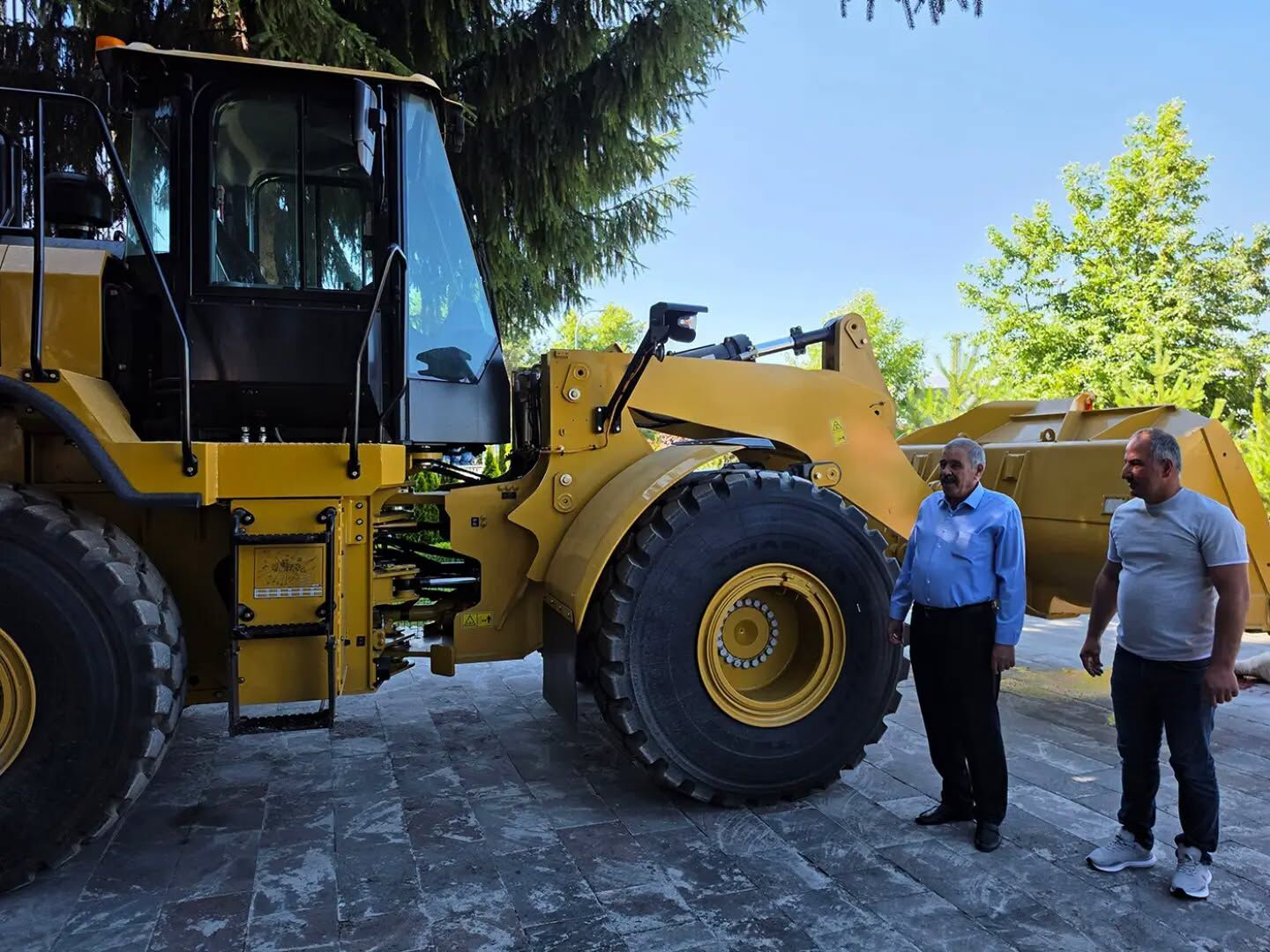 Erzincan'ın İlçesine Cat 950 Gc Lastikli Yükleyici.. (4)
