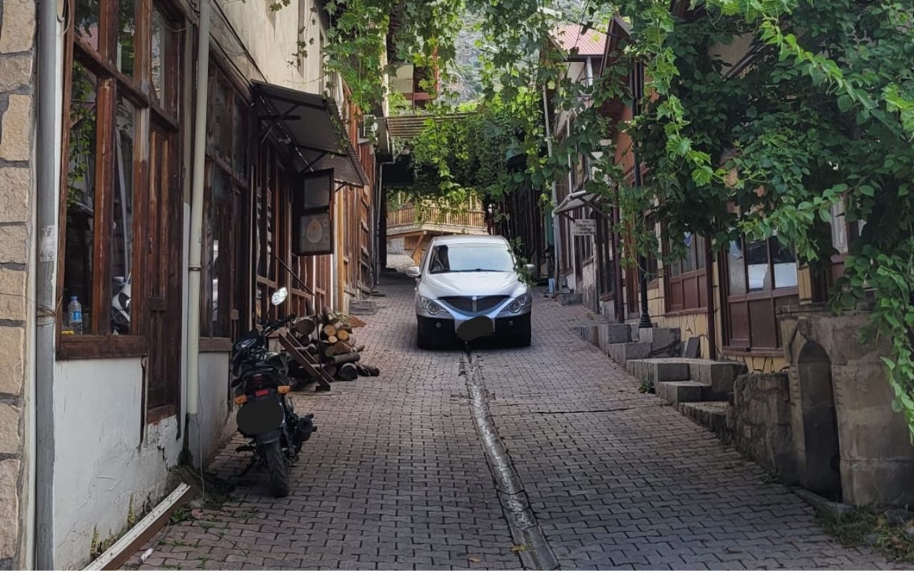 Kemaliye Genel Sokak