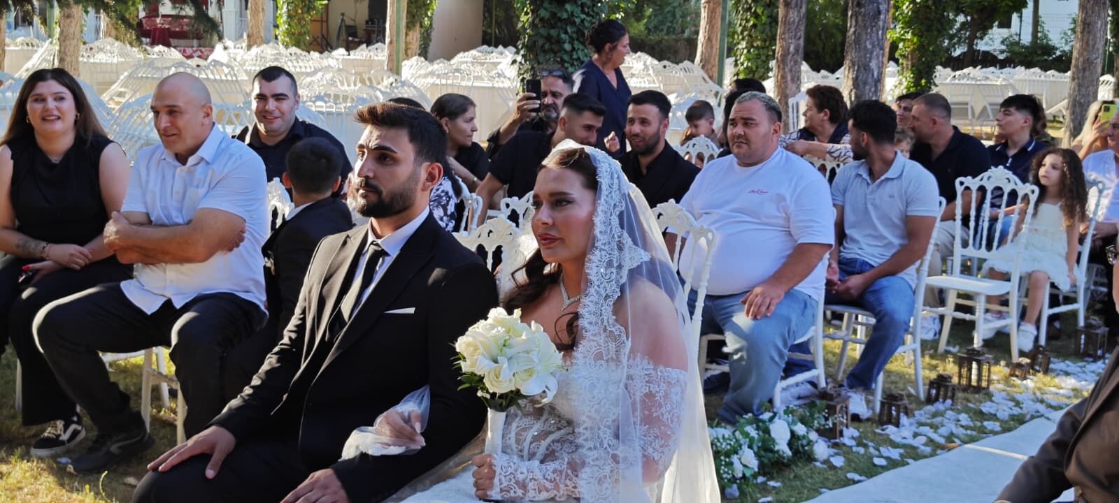 Paris'ten Erzincan'a Uzanan Aşk! Farklı Kültürler Aynı Halayda Buluştu2