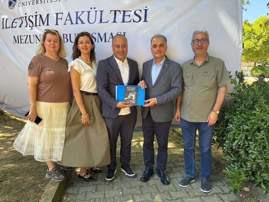 Atakan Özçelik Gazeteci
