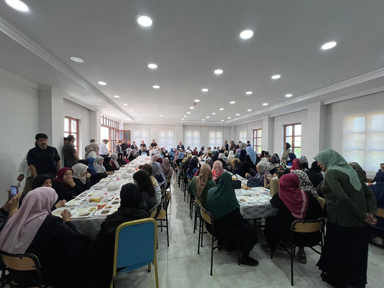 Baba Ocağında Vefa Buluşması Binali Yıldırım Erzincan'da Dualar Ve Gönül Sofrasında Hemşehrileriyle Bir Araya Geldi2
