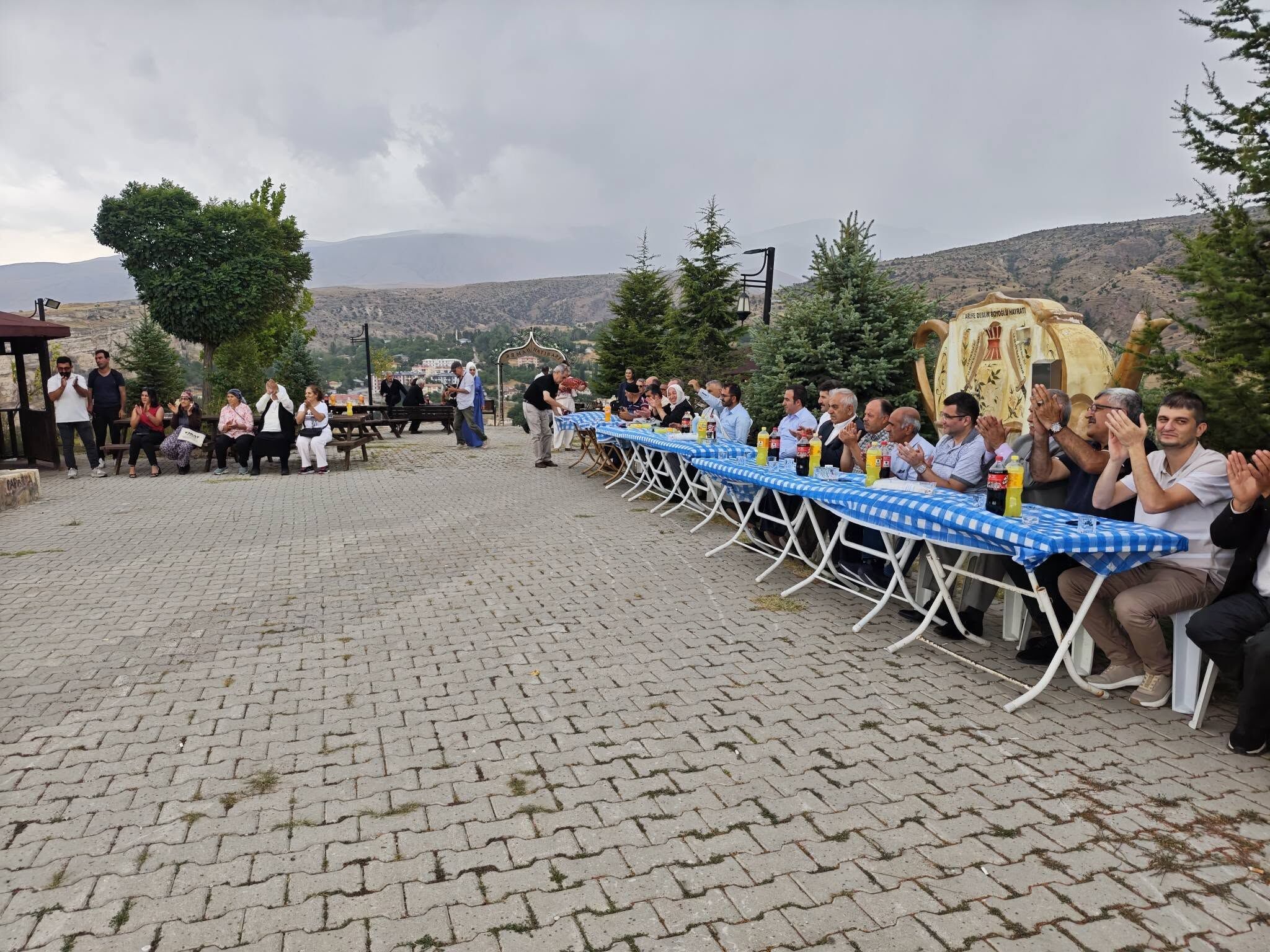 Başkan Bayram’a Çalışmaları Nedeniyle Plaket! Erzincan’da Anlamlı Buluşma (1)