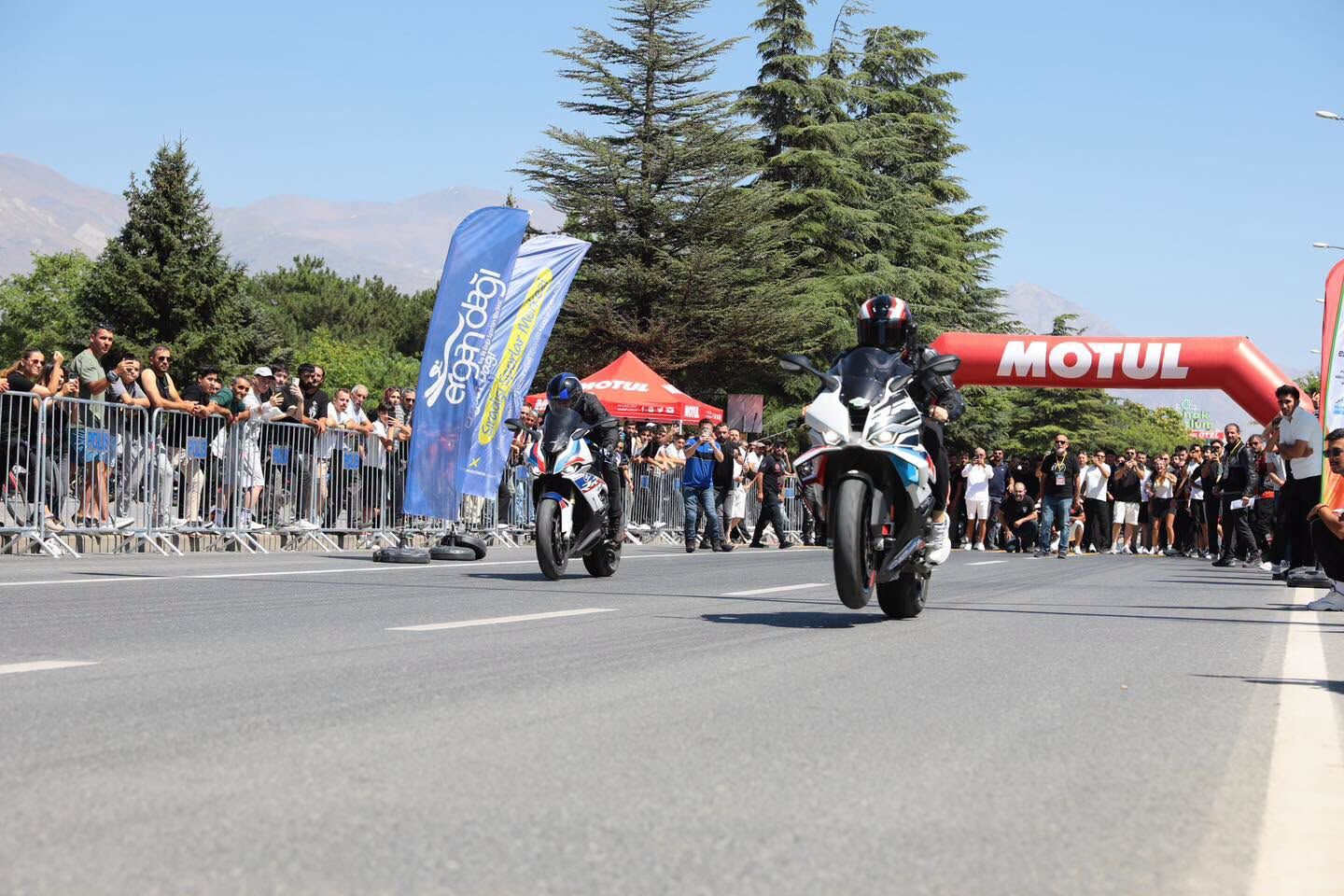 Ergan Motofest’te Adrenalin Doruğa Çıktı Drag Yarışları Nefes Kest1 (1)