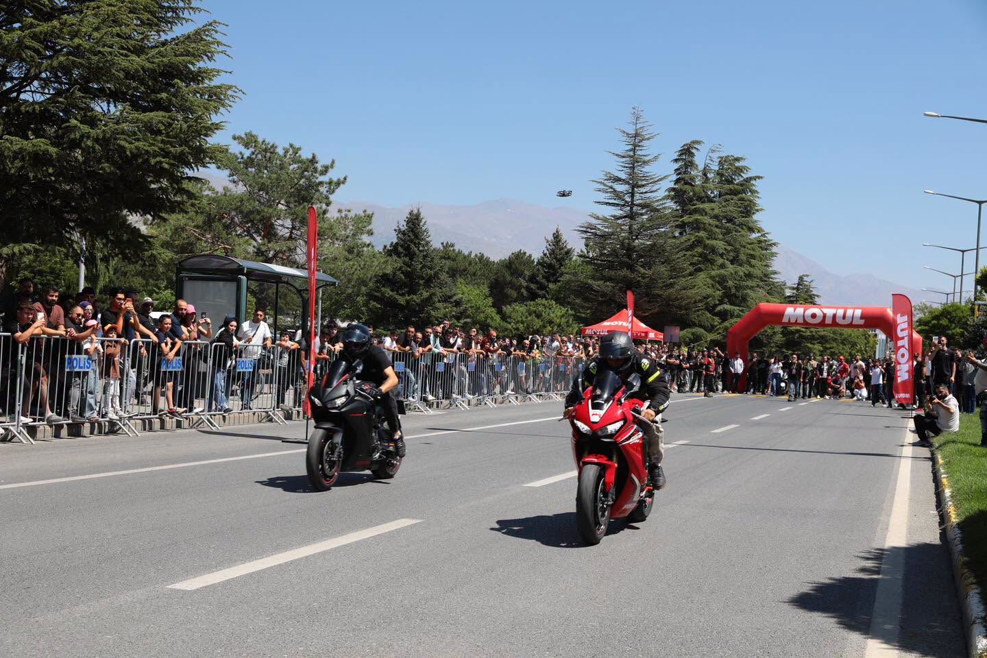 Ergan Motofest’te Adrenalin Doruğa Çıktı Drag Yarışları Nefes Kest22