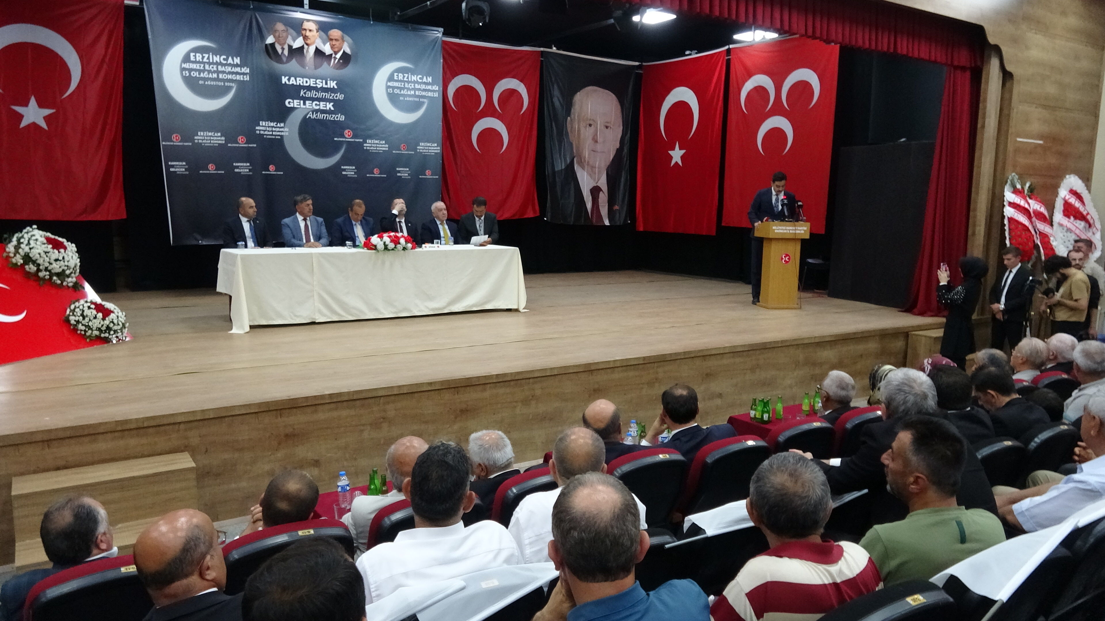 Erzincan'da Kongre Coşkusu Mhp'de Çakırbay Dönemi Devam Ediyor4