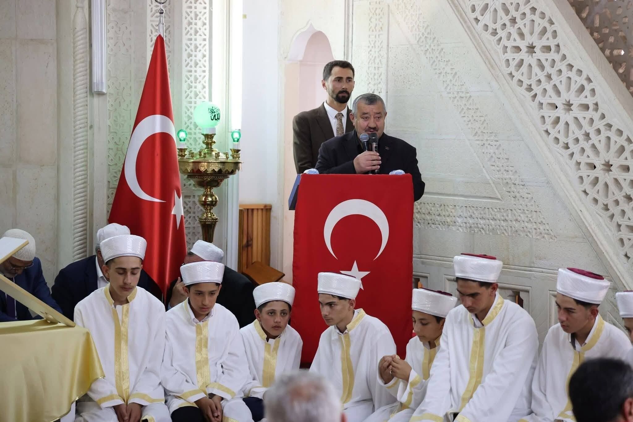 İşliyen 16 Hafız İçin İcazet Merasimine Katıldı (1)