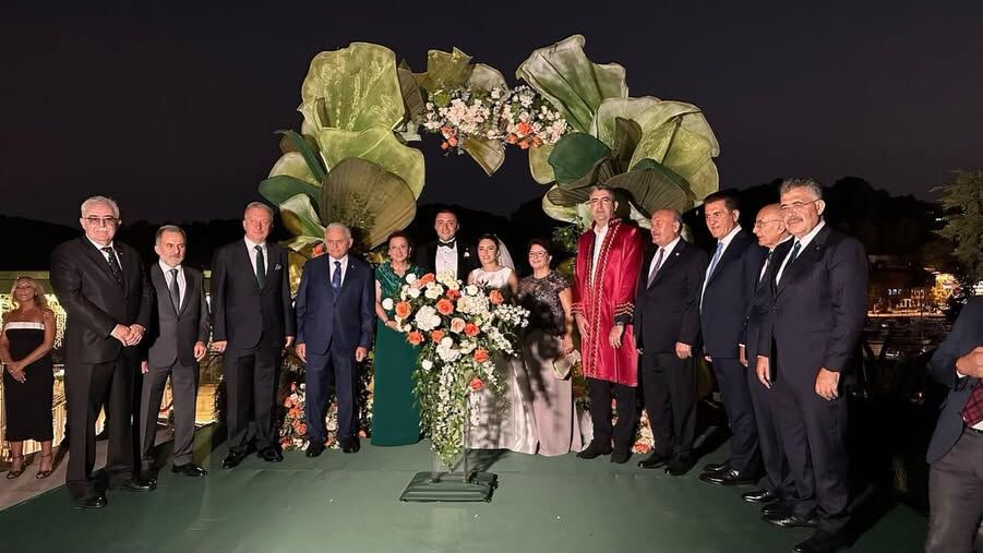 Erzincan’ın Tanınan İsminin Ailesinde Düğün Sevinci!