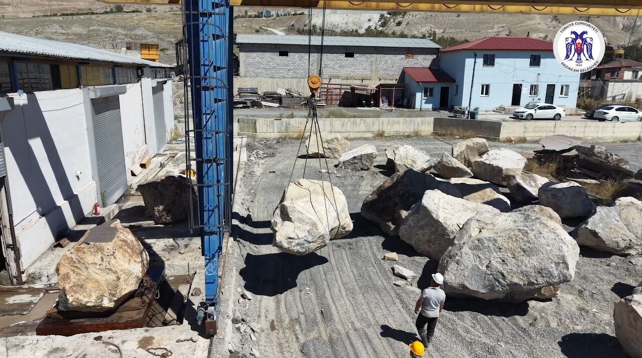 Andezit Taşı